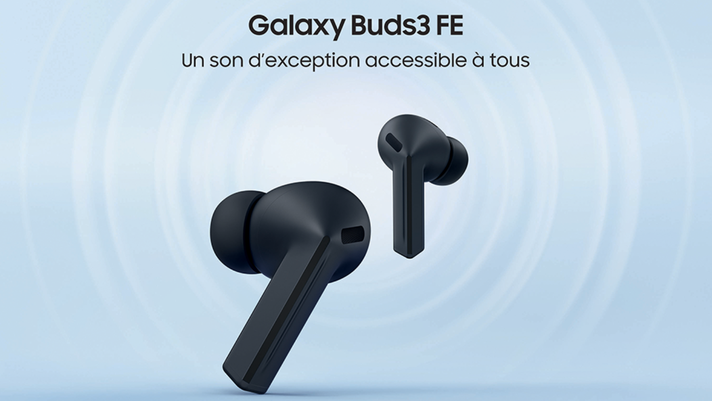 Les Galaxy Buds3 FE officialisés par Samsung. © Framesira / Shutterstock.com