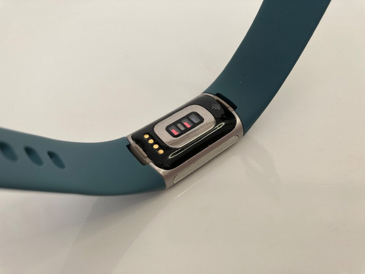 Fitbit Charge 5 - Capteur cardiaque