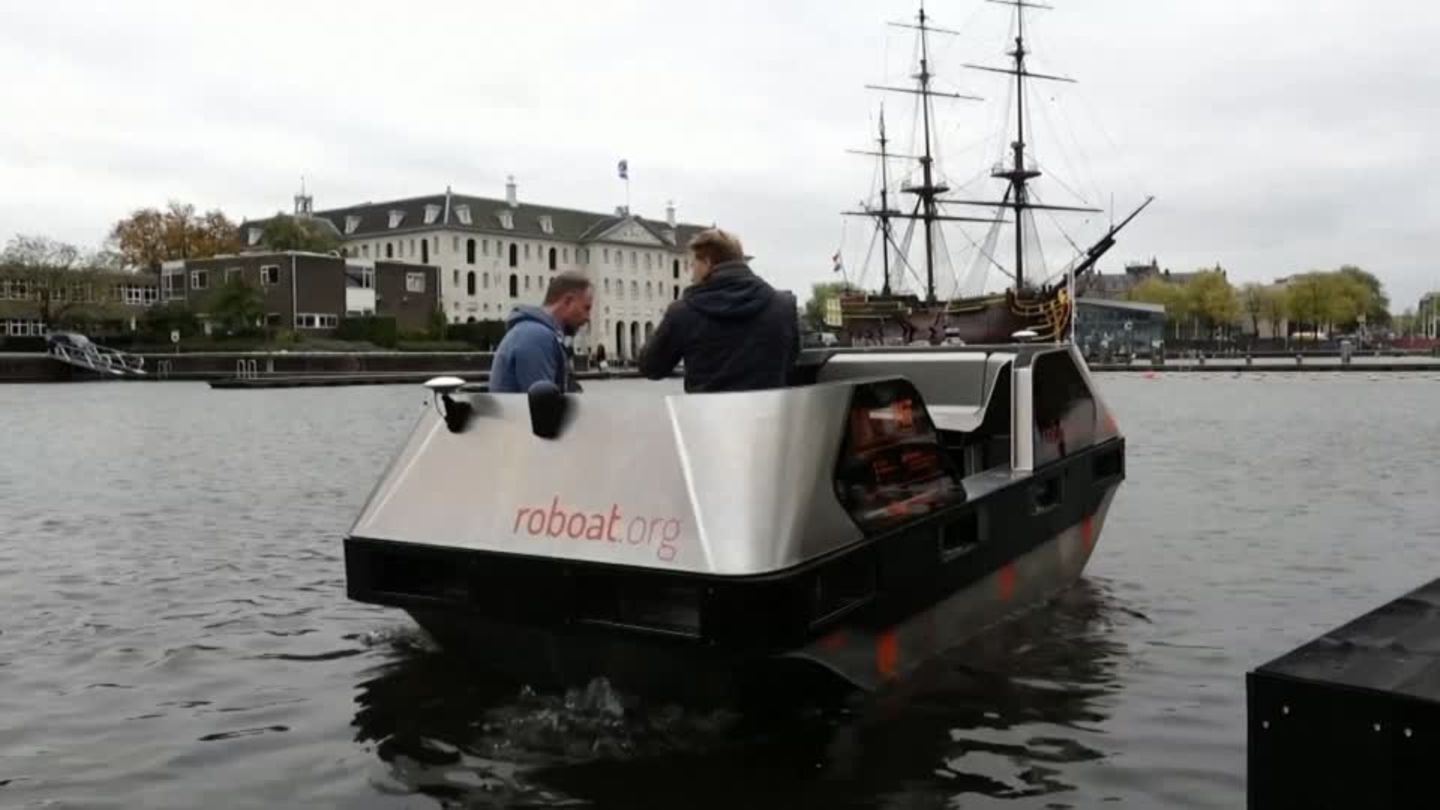 Embarquez à bord de Roboat III. © MIT