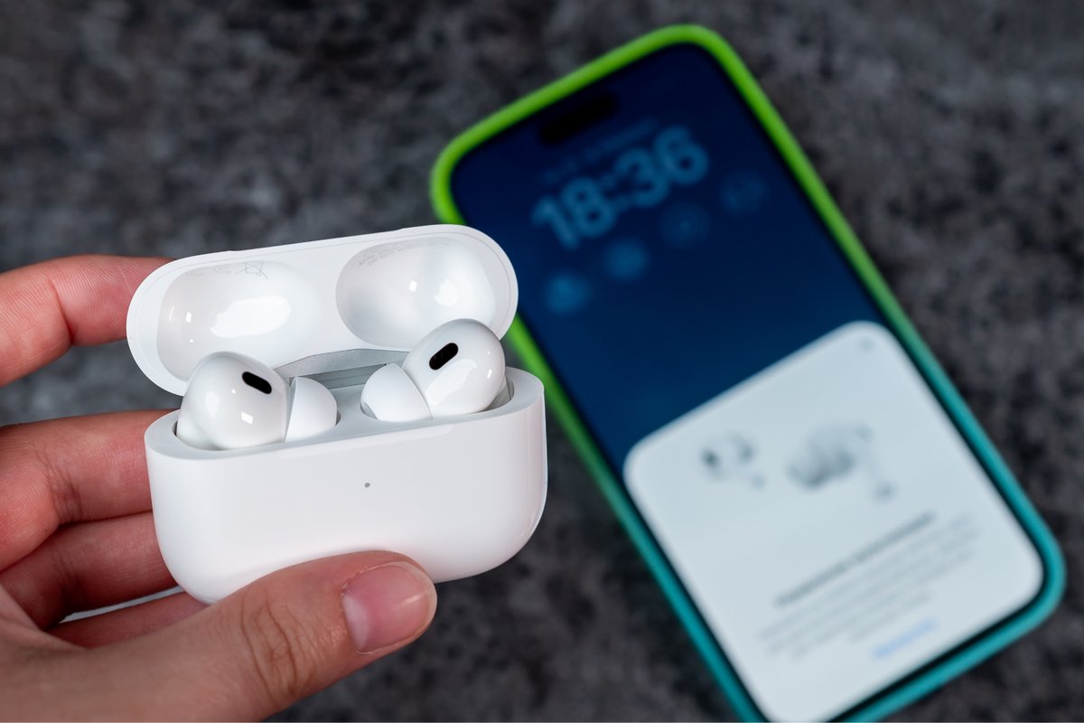 Vous pouvez forcer la mise à jour de vos AirPods. © BadPixma / Shutterstock