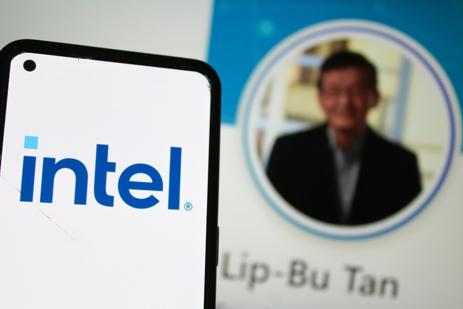 Le patron d'Intel se montre réaliste vis-à-vis de l'IA. ©Muhammad Raid Ahyan 2105 / Shutterstock