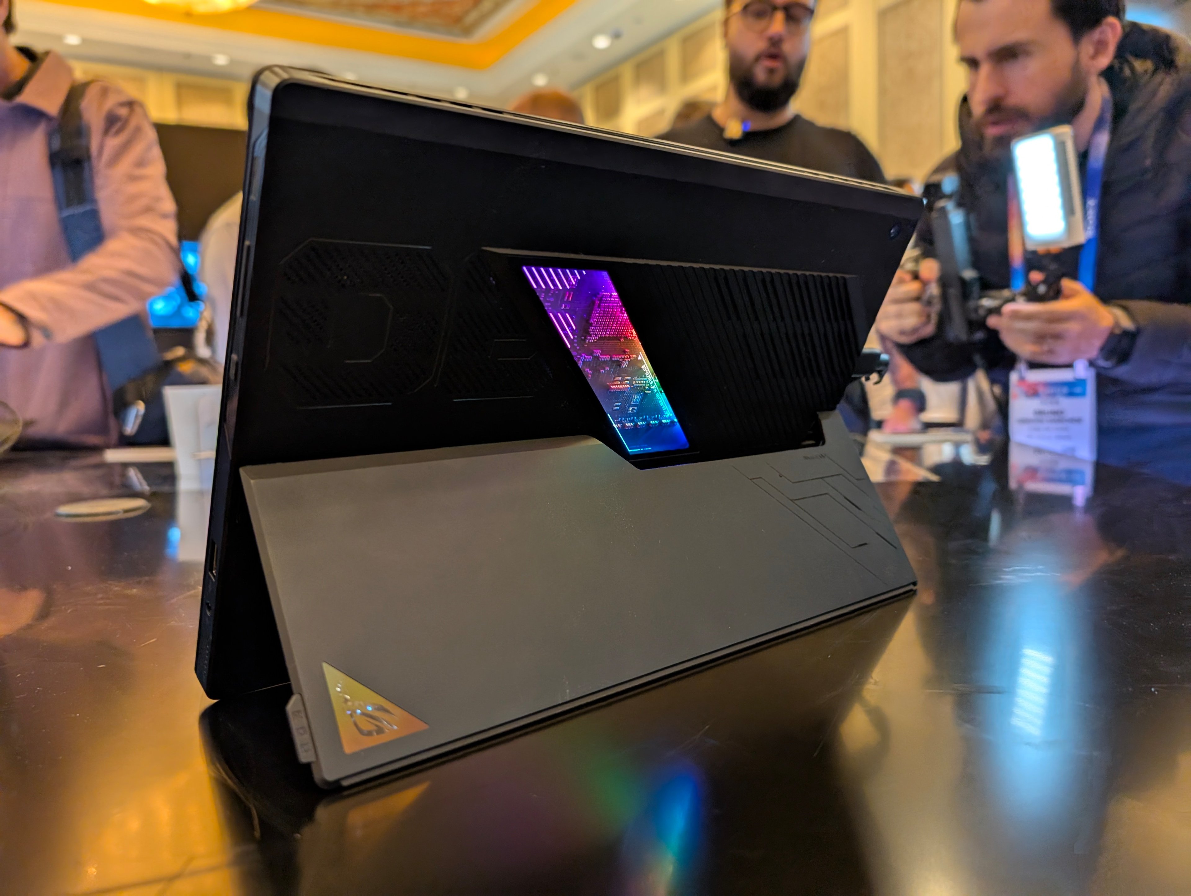 La tablette gaming ASUS ROG Flow Z13 est concernée // © Colin Golberg pour Clubic