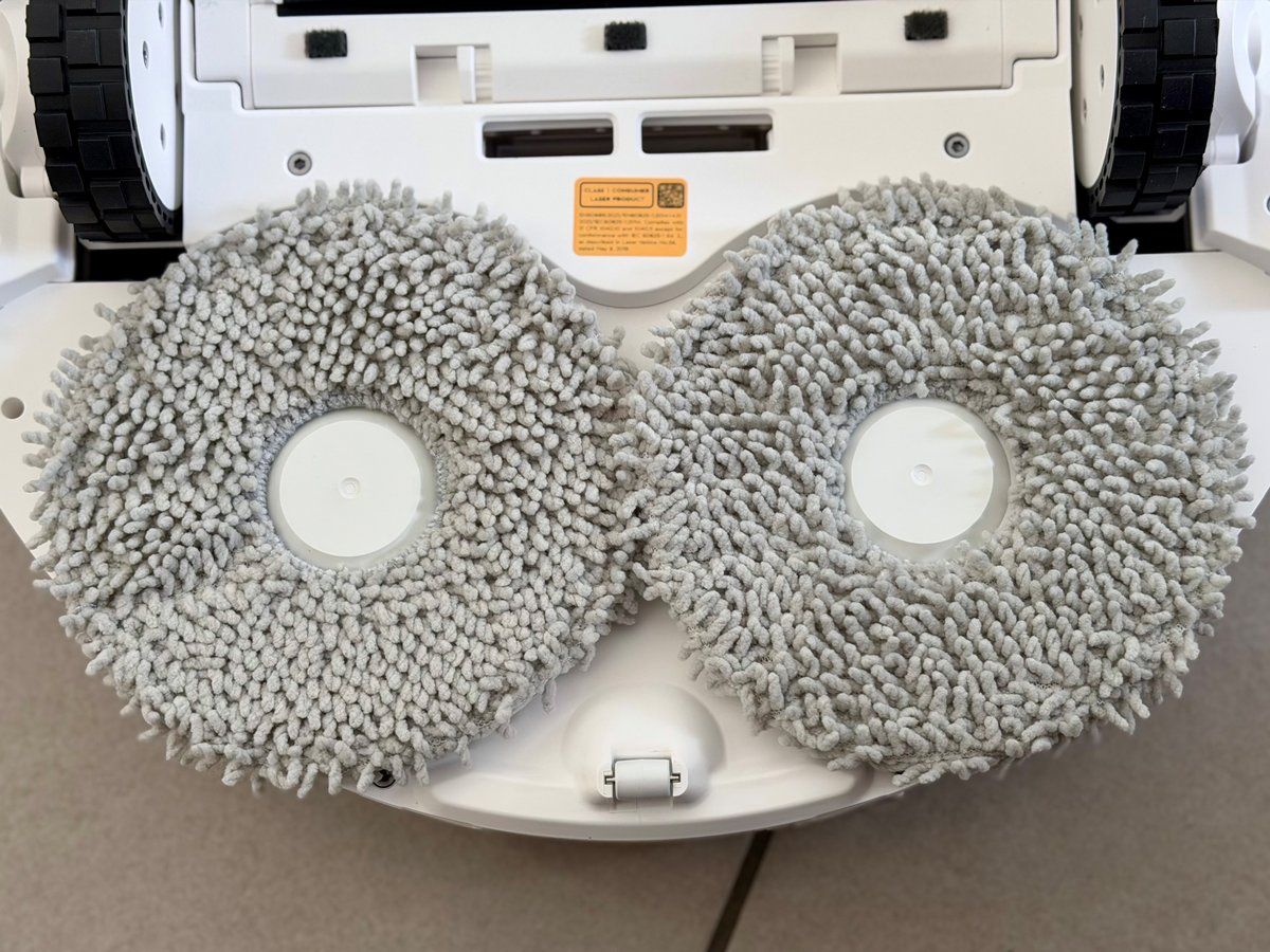 Deux serpillères motorisées, DJI n'adopte pas le rouleau ©Mathieu Grumiaux pour Clubic