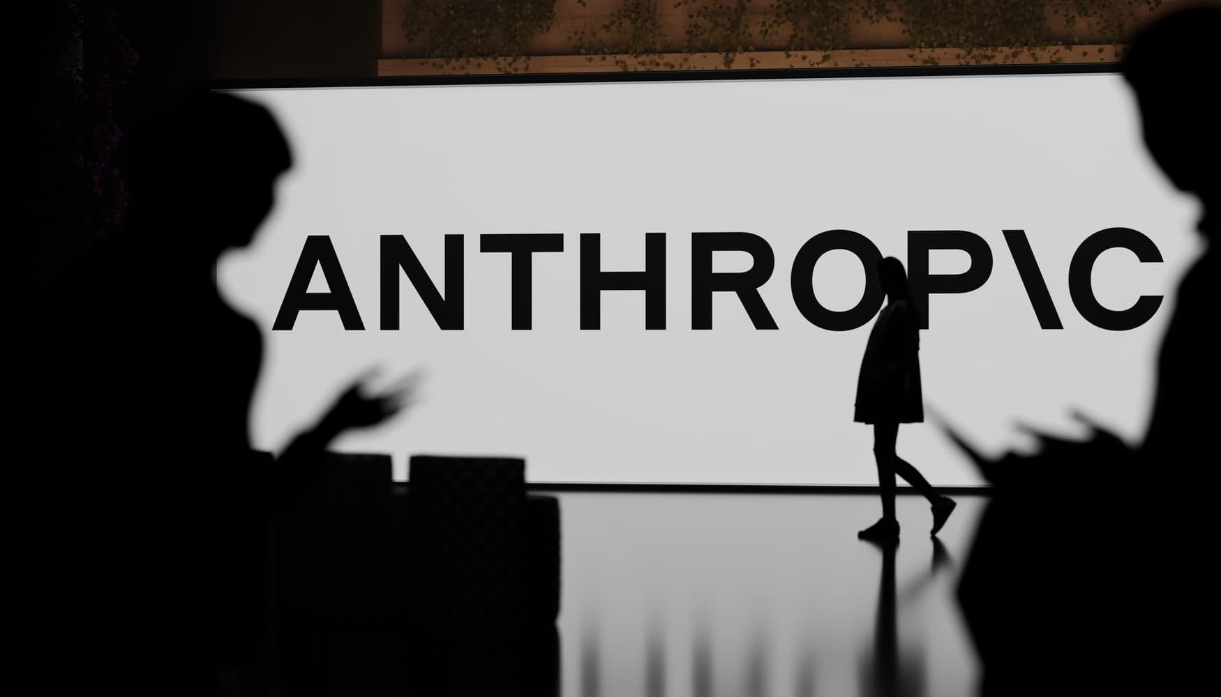 Anthropic va utiliser la reconnaissance faciale, mais le prestataire est décrié. ©PhotoGranary02 / Shutterstock
