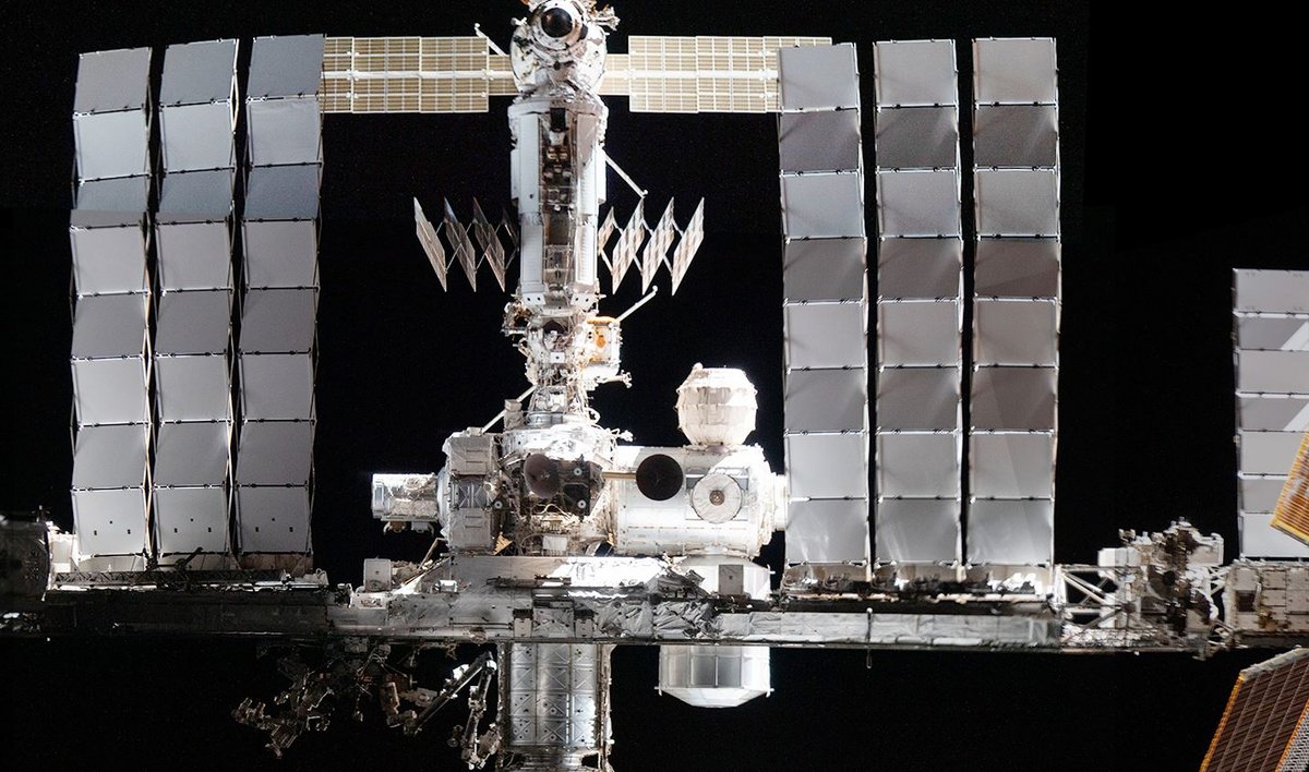 Le module gonflable BEAM de Bigelow sur l'ISS (au centre).  Crédits NASA