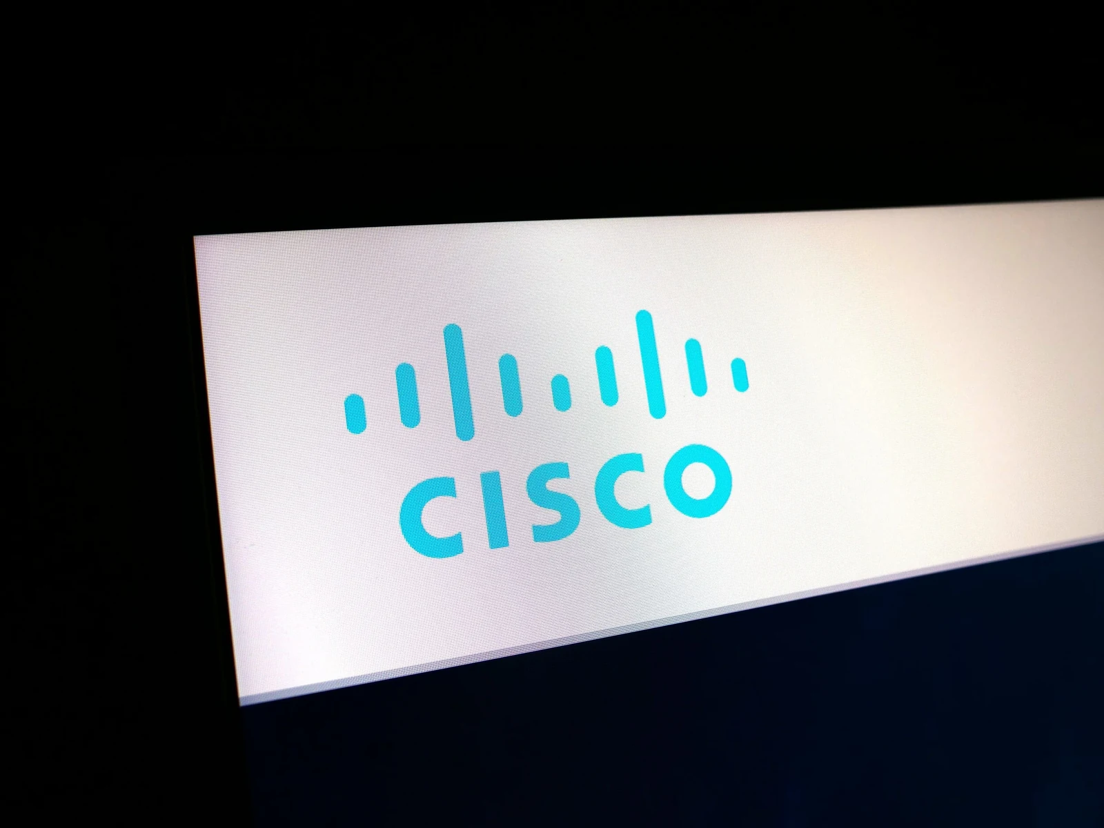 Cisco sous le feu d'une cyberattaque de Chinois qui exploitent une faille inédite critique