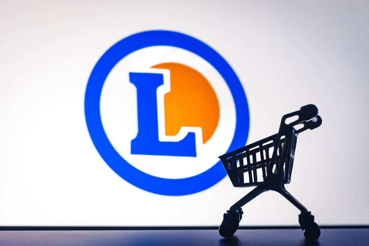 Auchan, Carrefour, Leclerc et Picard se retrouvent ensemble devant les tribunaux. © Tigarto / Shutterstock