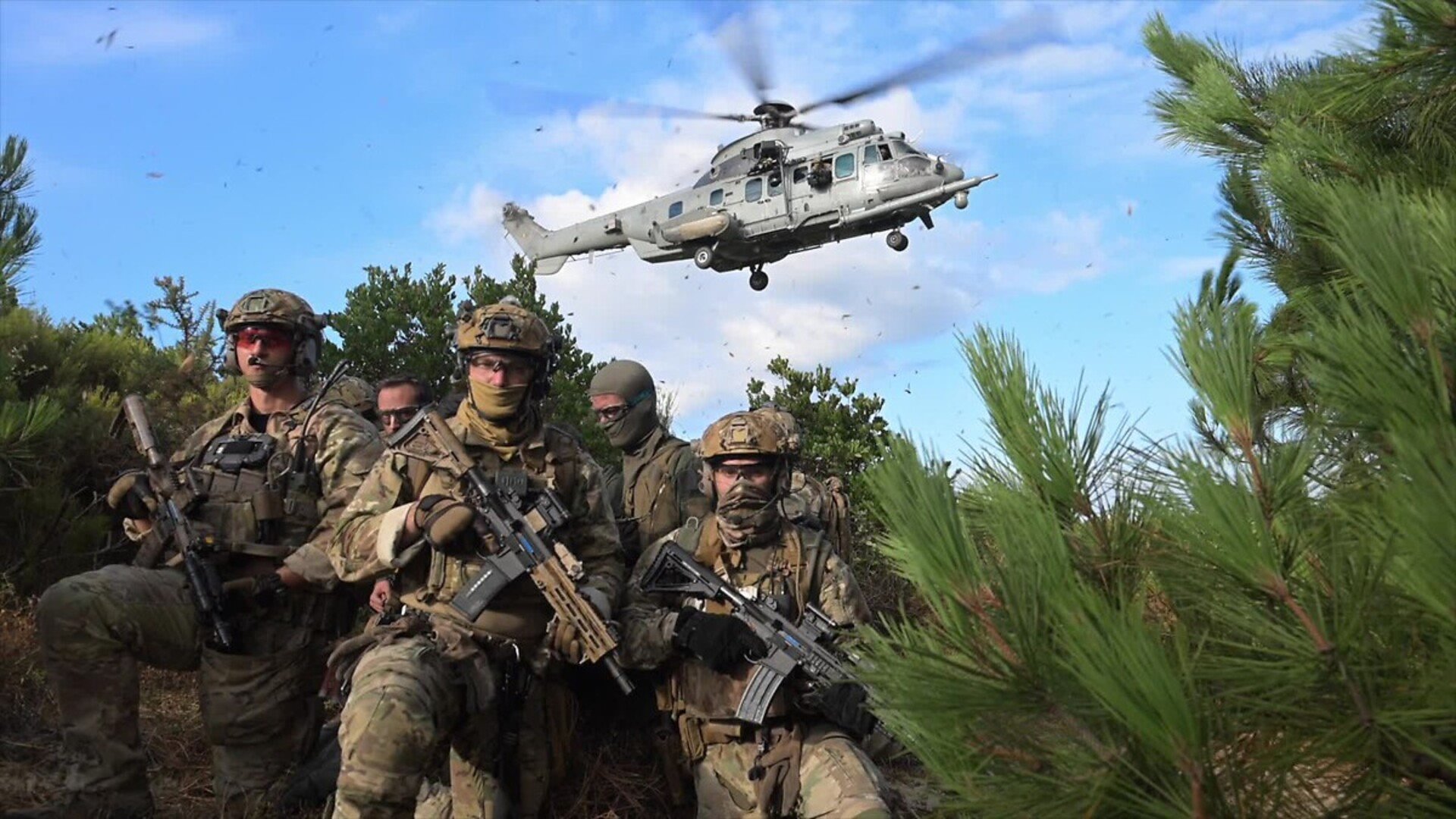 Le Caracal H225M d'Airbus en appui opérationnel. © Airbus