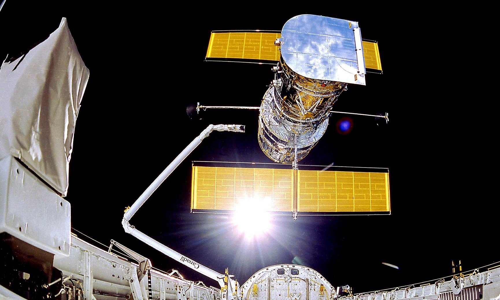 Eh oui, c'était un peu plus facile avant. Mais aussi, on ne pensait pas qu'il tiendrait 31 ans... © NASA