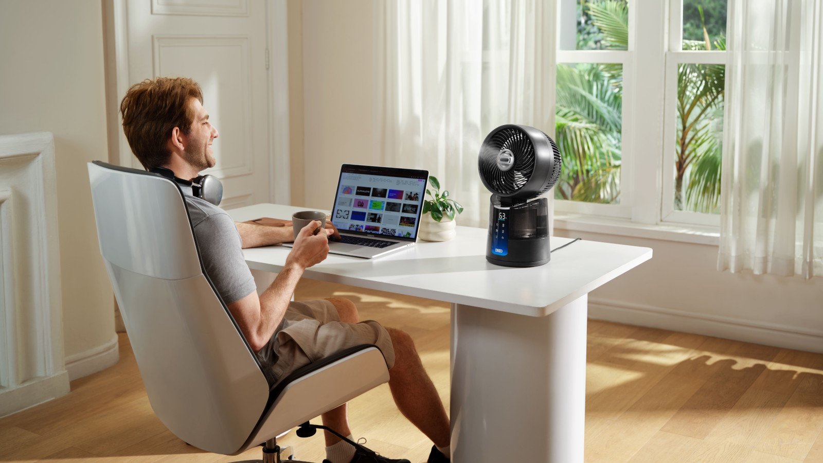 Le ventilateur brumisateur de table TurboCool 516S. ©Dreo