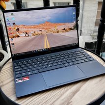 ASUS ZenBook 13 OLED