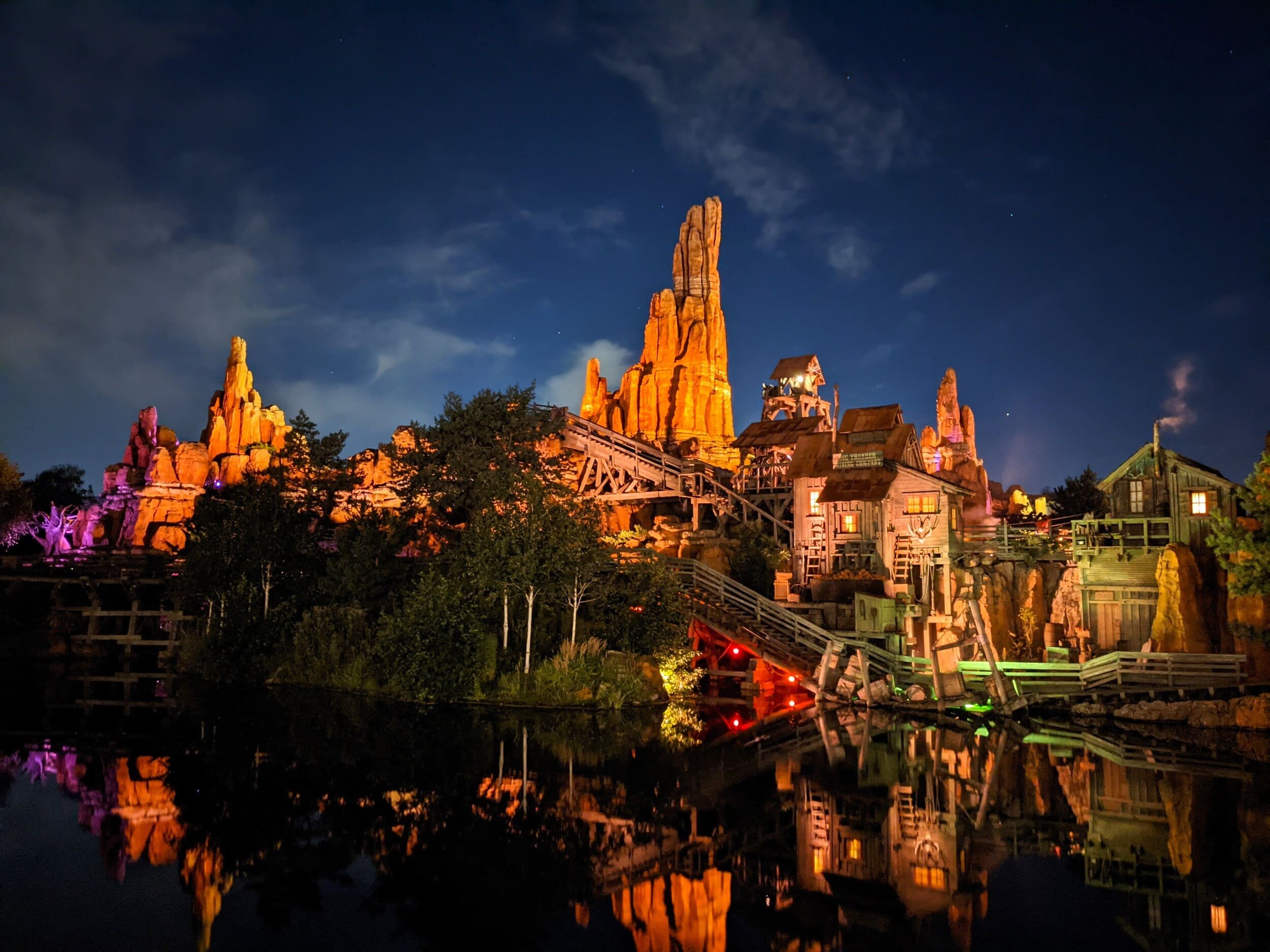 Big Thunder Moutain, le Train de la Mine, fait partie des attractions citées dans la liste des hackers d'Anubis © Alexandre Boero / Clubic