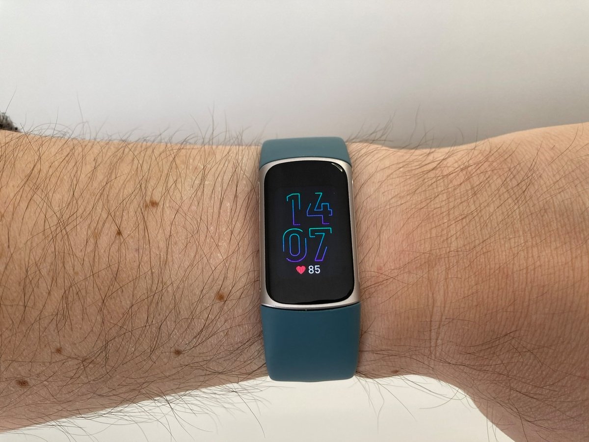 Fitbit Charge 5 - Design