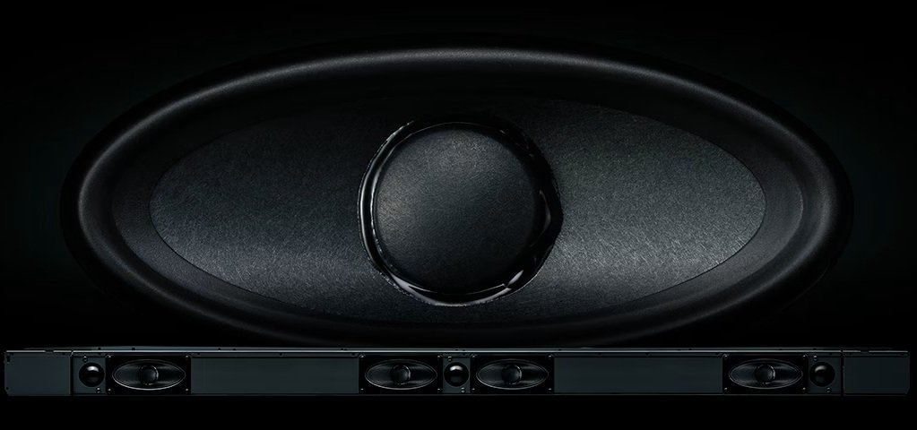 En omettant les transducteurs utilisés pour la formation de faisceau, la Yamaha True X Surround 90A dispose d'une architecture assez conventionnelle © Yamaha