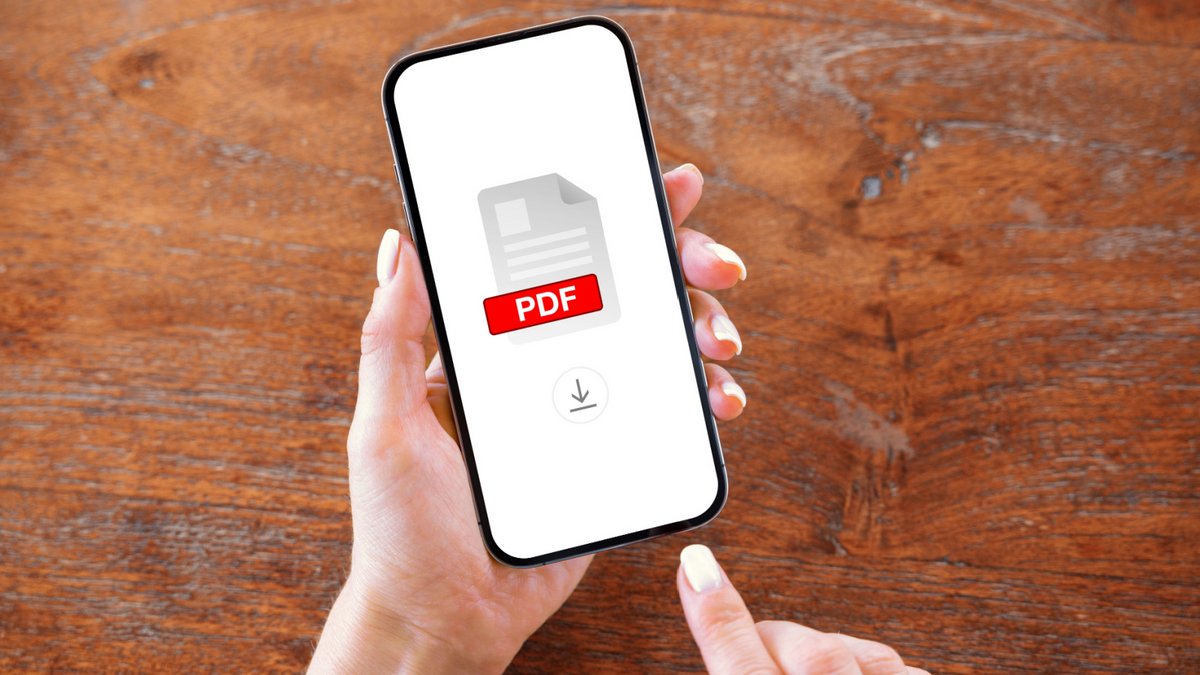 Attention avant de cliquer sur le logo PDF, c'est peut-être un malware ! © Kaspars Grinvalds / Shutterstock