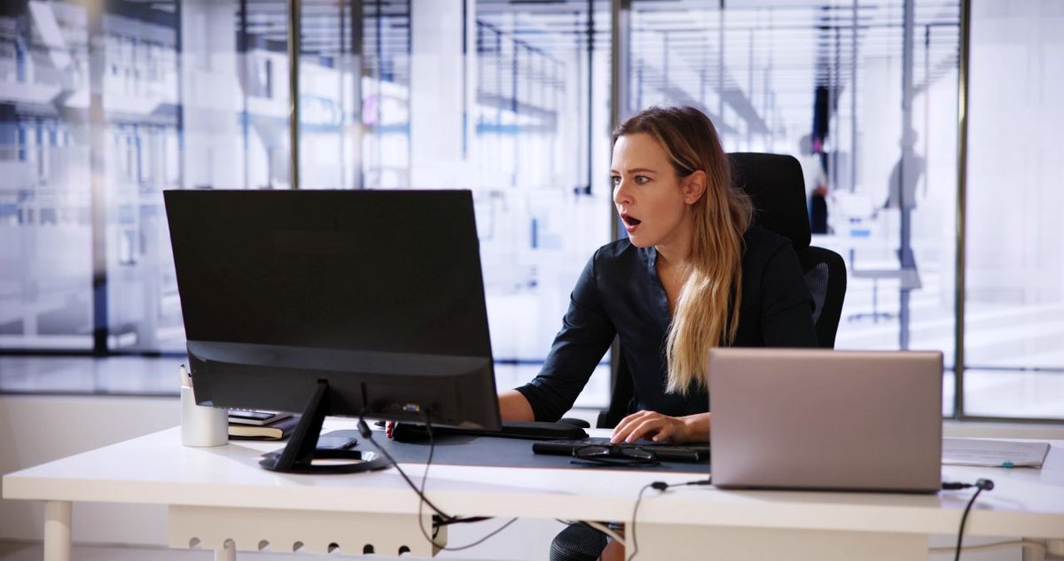 Si vous recevez un e-mail de sextorsion, ne paniquez pas, et surtout, ne répondez pas - ©Andrey_Popov / Shutterstock