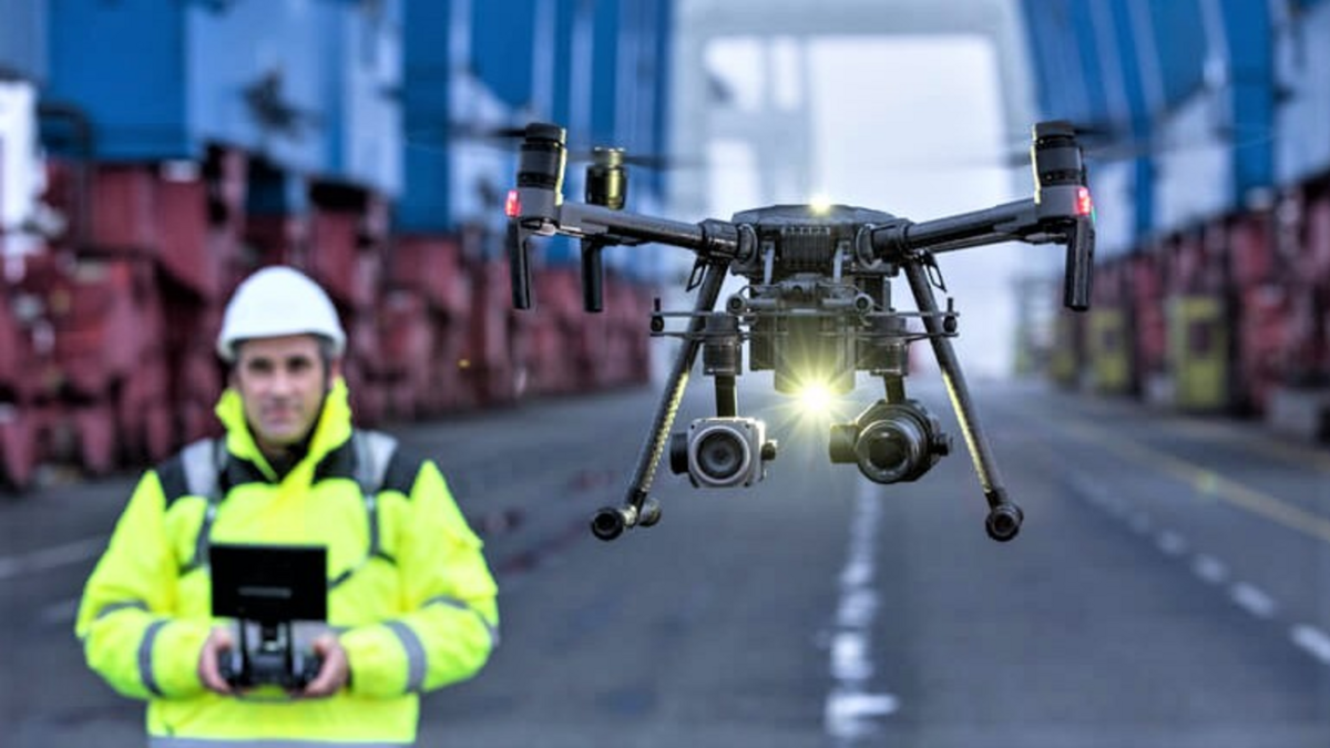 Un drone DJI utilisé par un professionnel. ©DJI