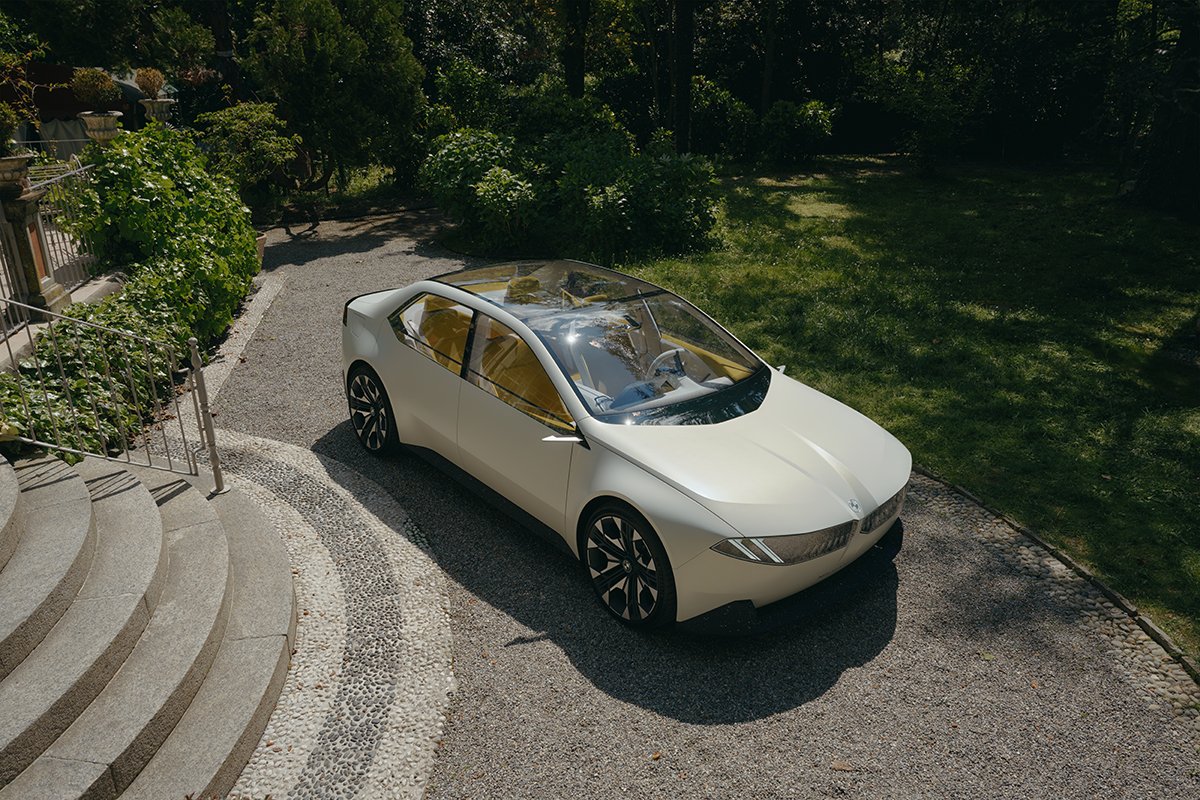 Le centre de gravité très bas permettra d'assurer une agilité exceptionnelle selon BMW. ©BMW