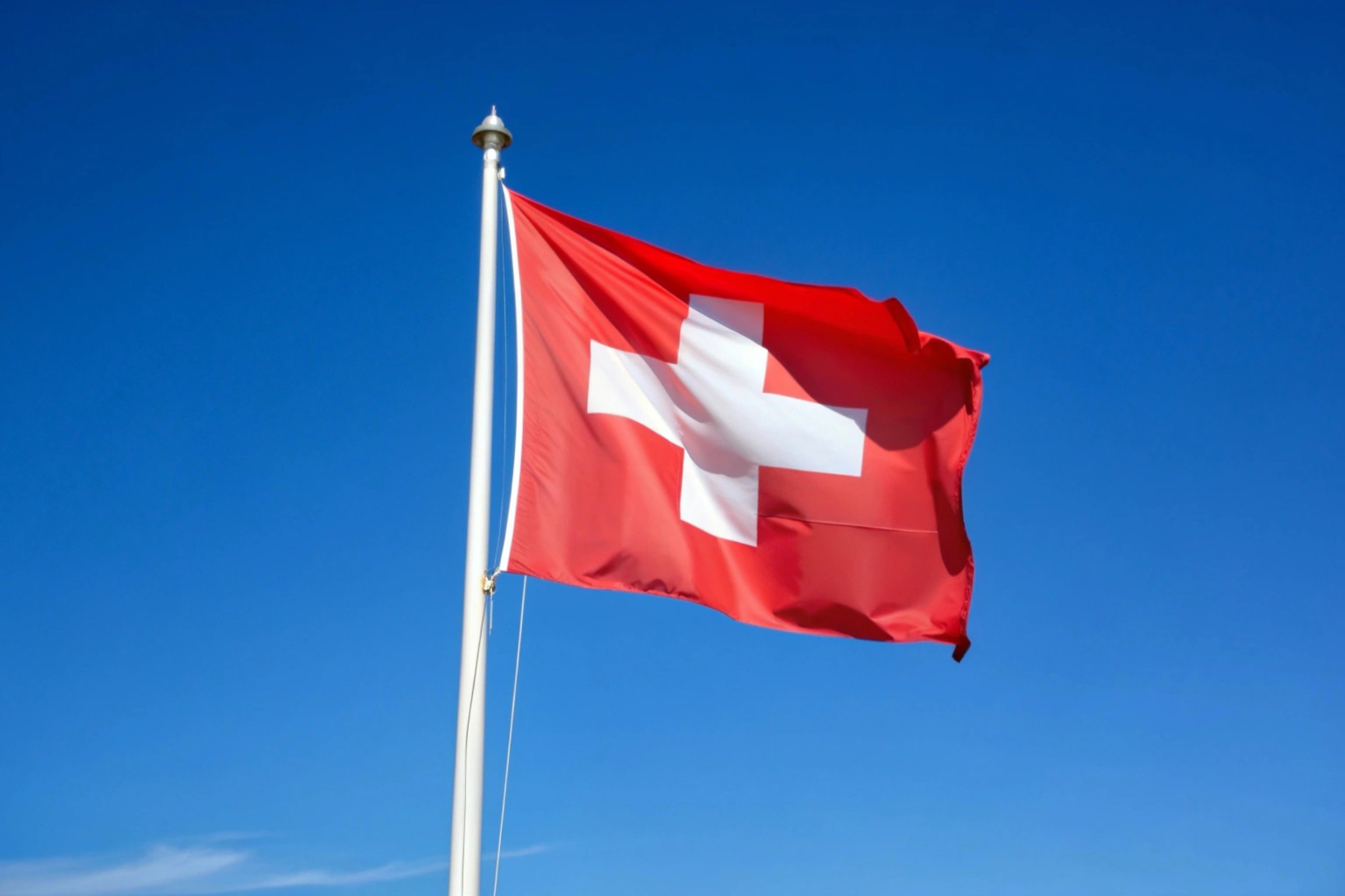 Surveillance et chiffrement : à son tour, la Suisse est-elle en train de tourner le dos à la vie privée ? © Maria Alam Sraboni / Shutterstock