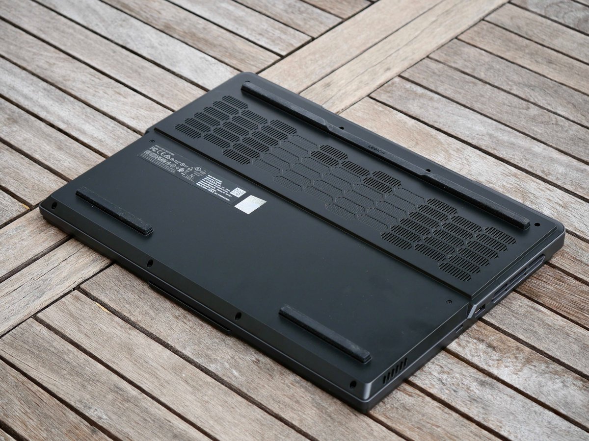 Lenovo Legion Pro 5i 2024