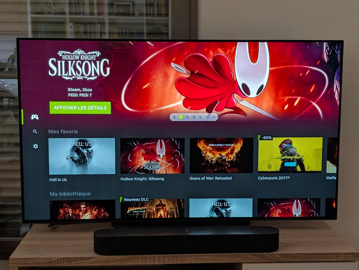 GeForce Now sur une TV connectée. © Colin Golberg