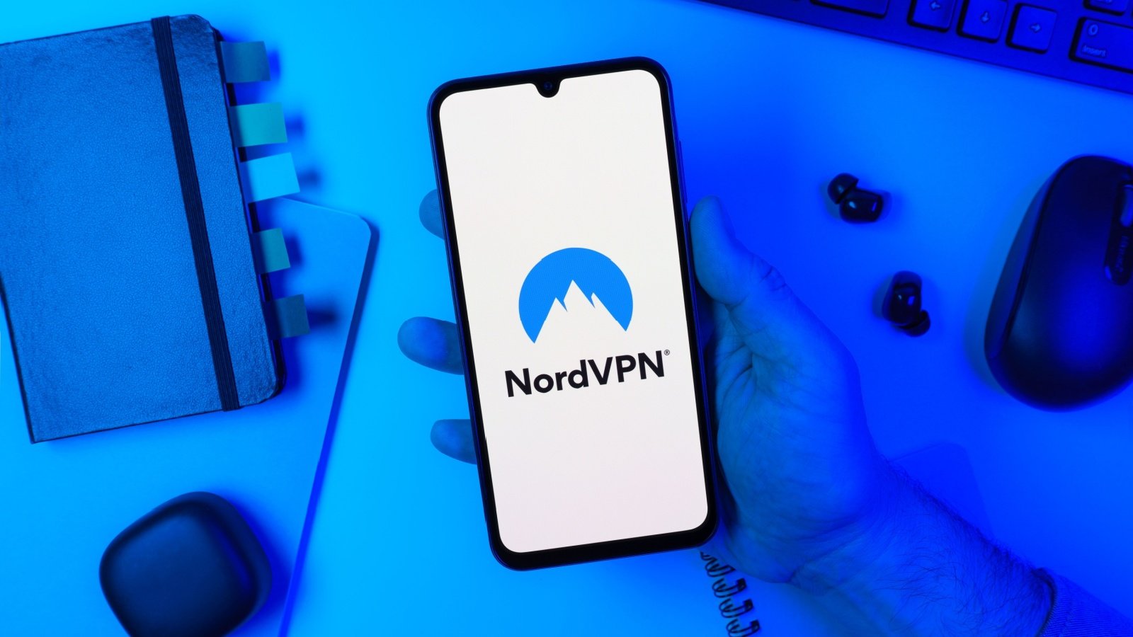 NordVPN smartphone