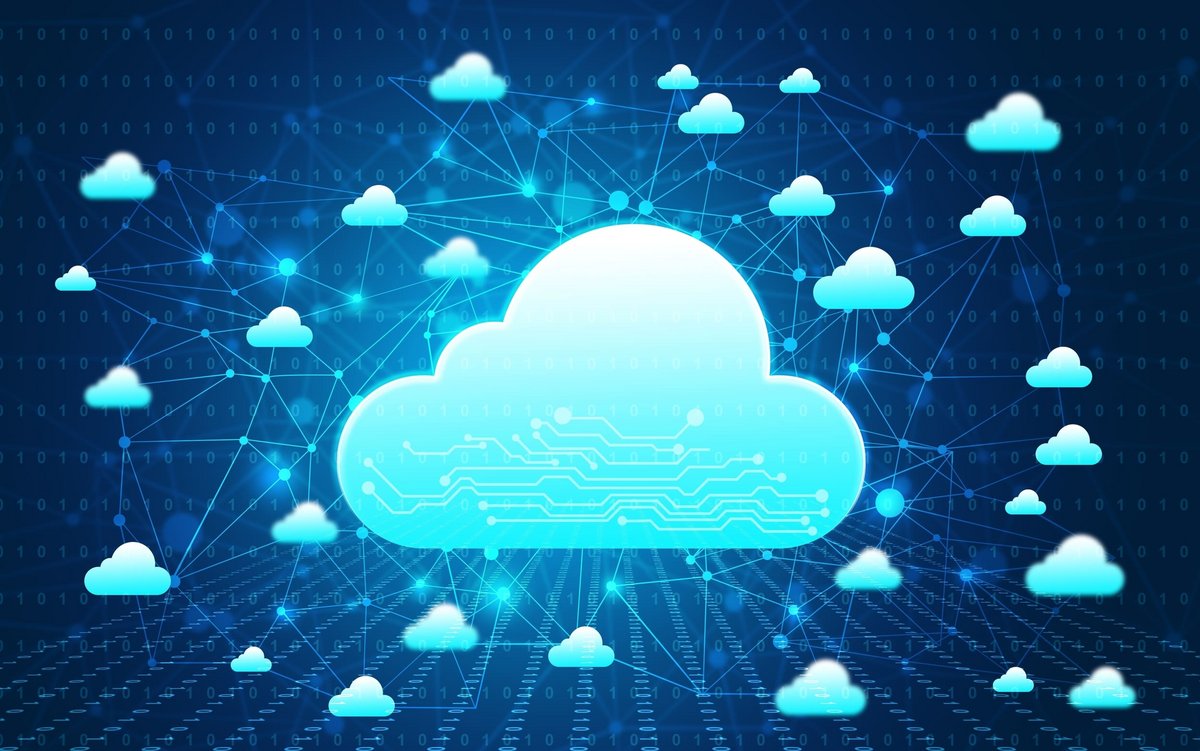 Les frais de migration cloud tombent à 0 euro en France grâce aux efforts du régulateur, l'ARCEP. © Explode / Shutterstock