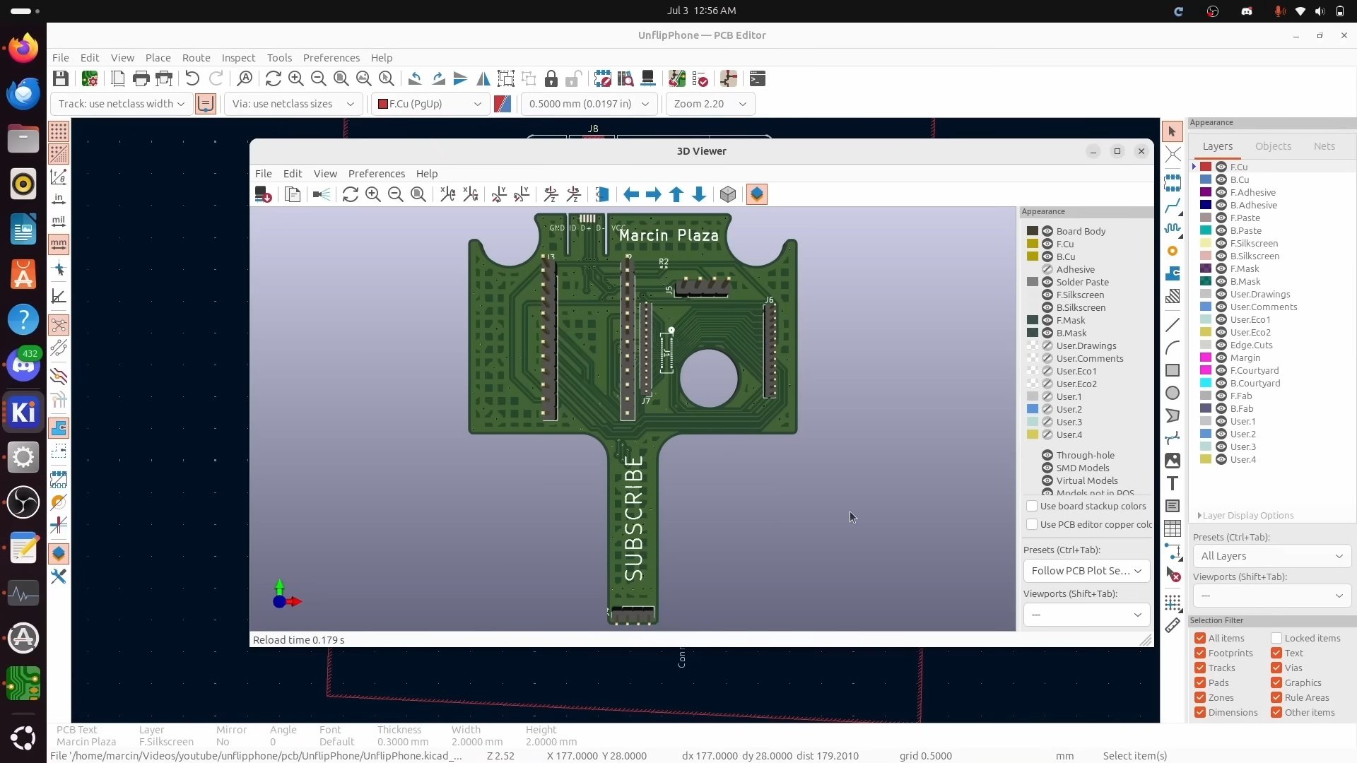 Pour faire fonctionner le clavier correctement, Marcin Plaza a dû créer son propre circuit imprimé. © Marcin Plaza/YouTube
