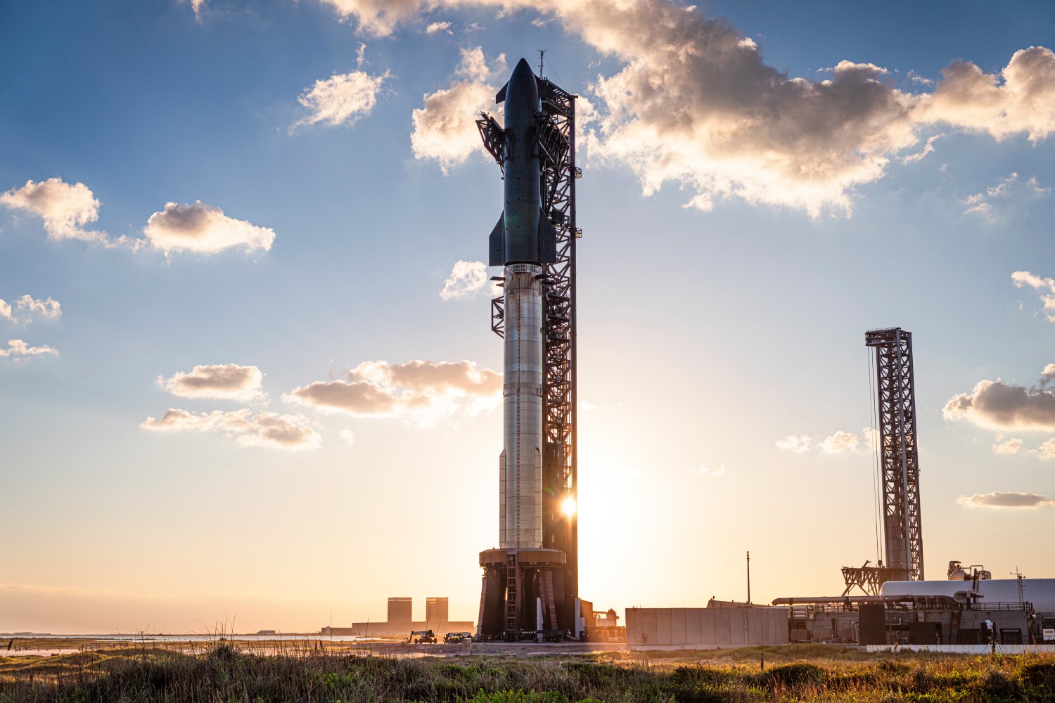 Starship sur son pas de tir à Starbase. ©SpaceX