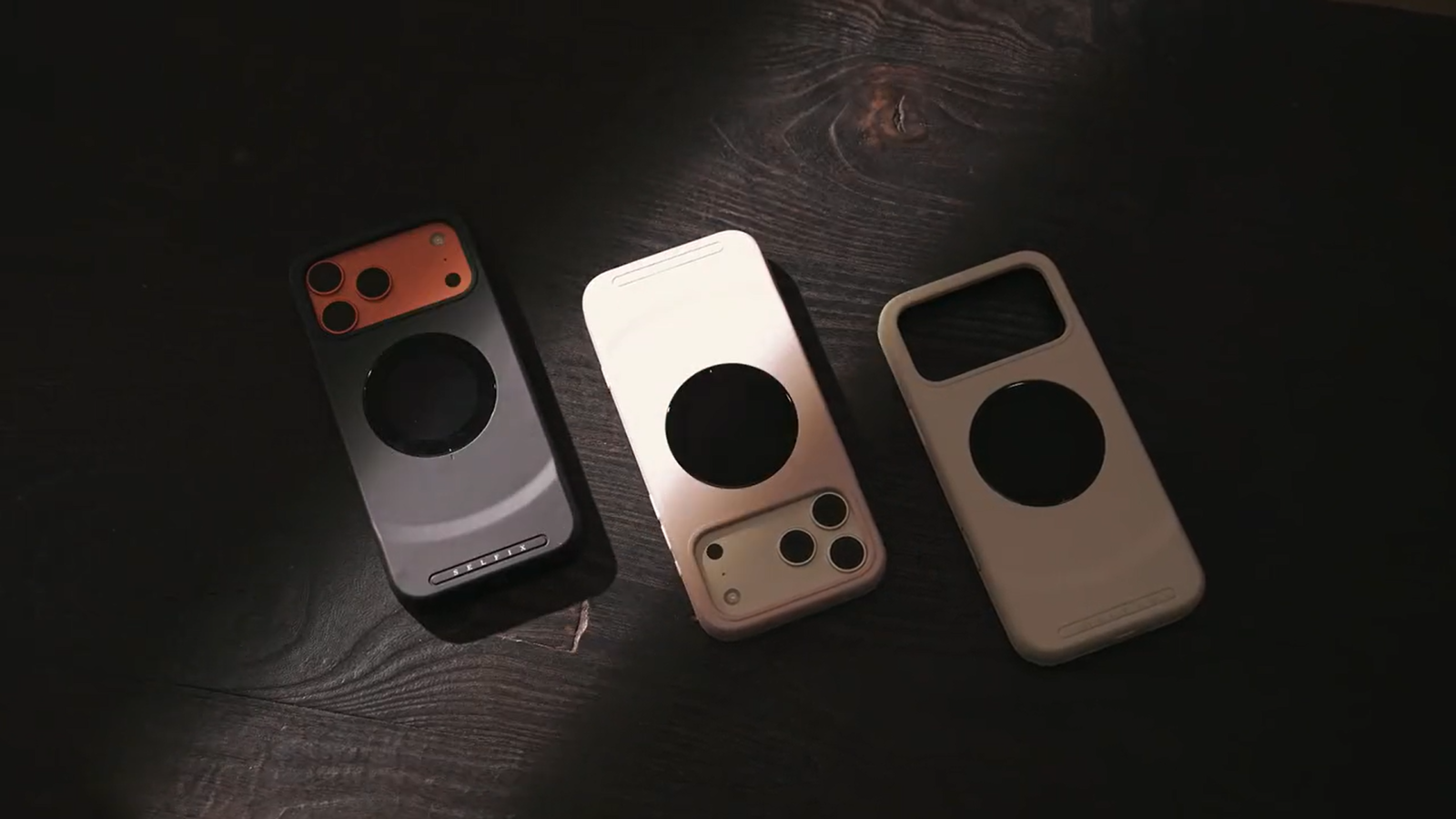 Vous possédez un iPhone 17 Pro ? Cette nouvelle coque pourrait bien vous séduire. © Dockcase