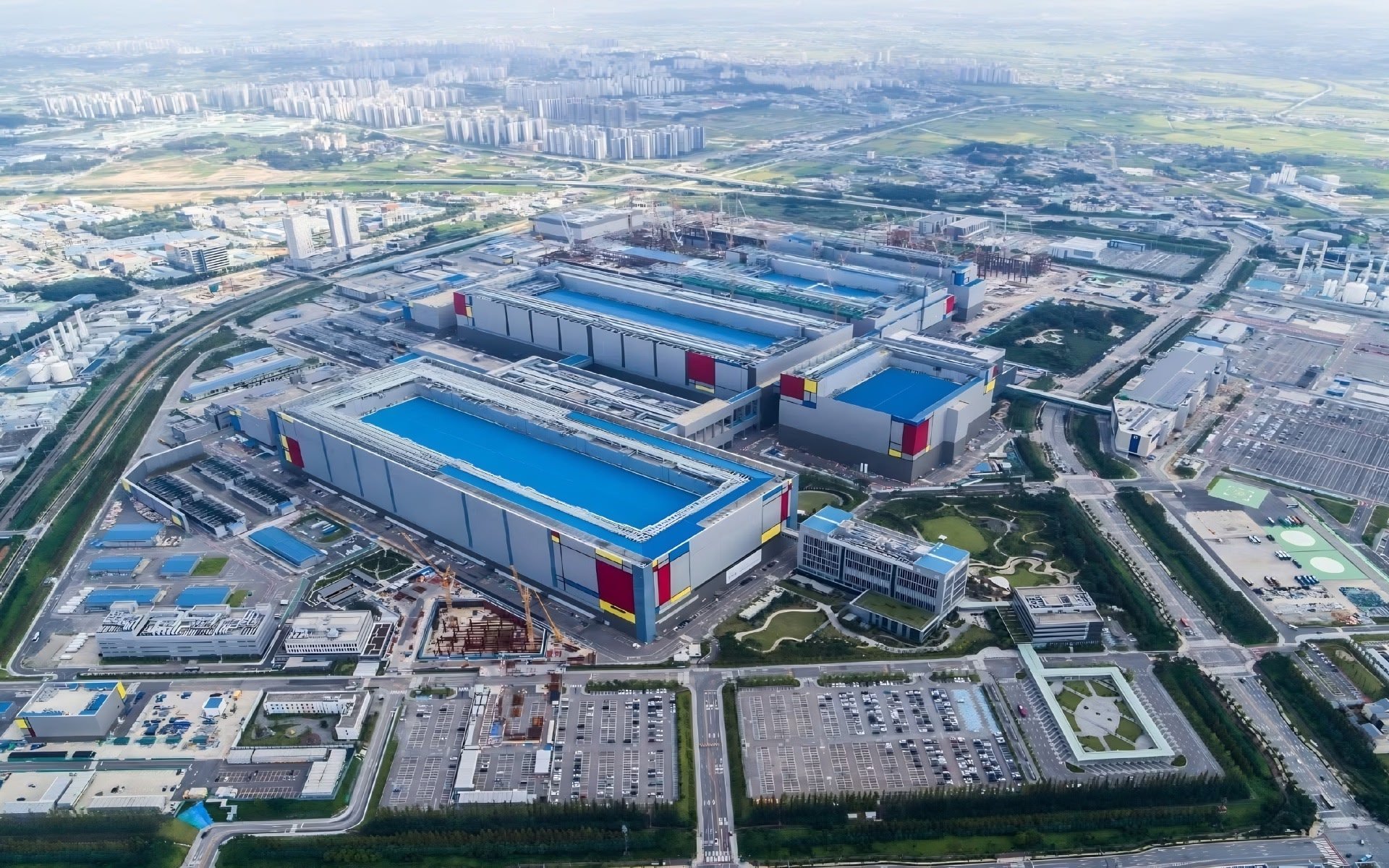 Samsung Plant 5, Pyeongtaek - © Samsung