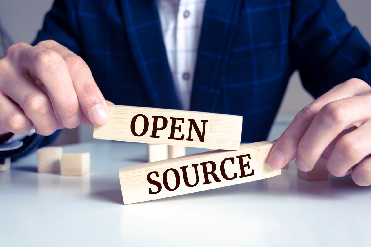 Avec cette décision, Intel réécrit la définition de l'Open Source - ©Uuganbayar / Shutterstock