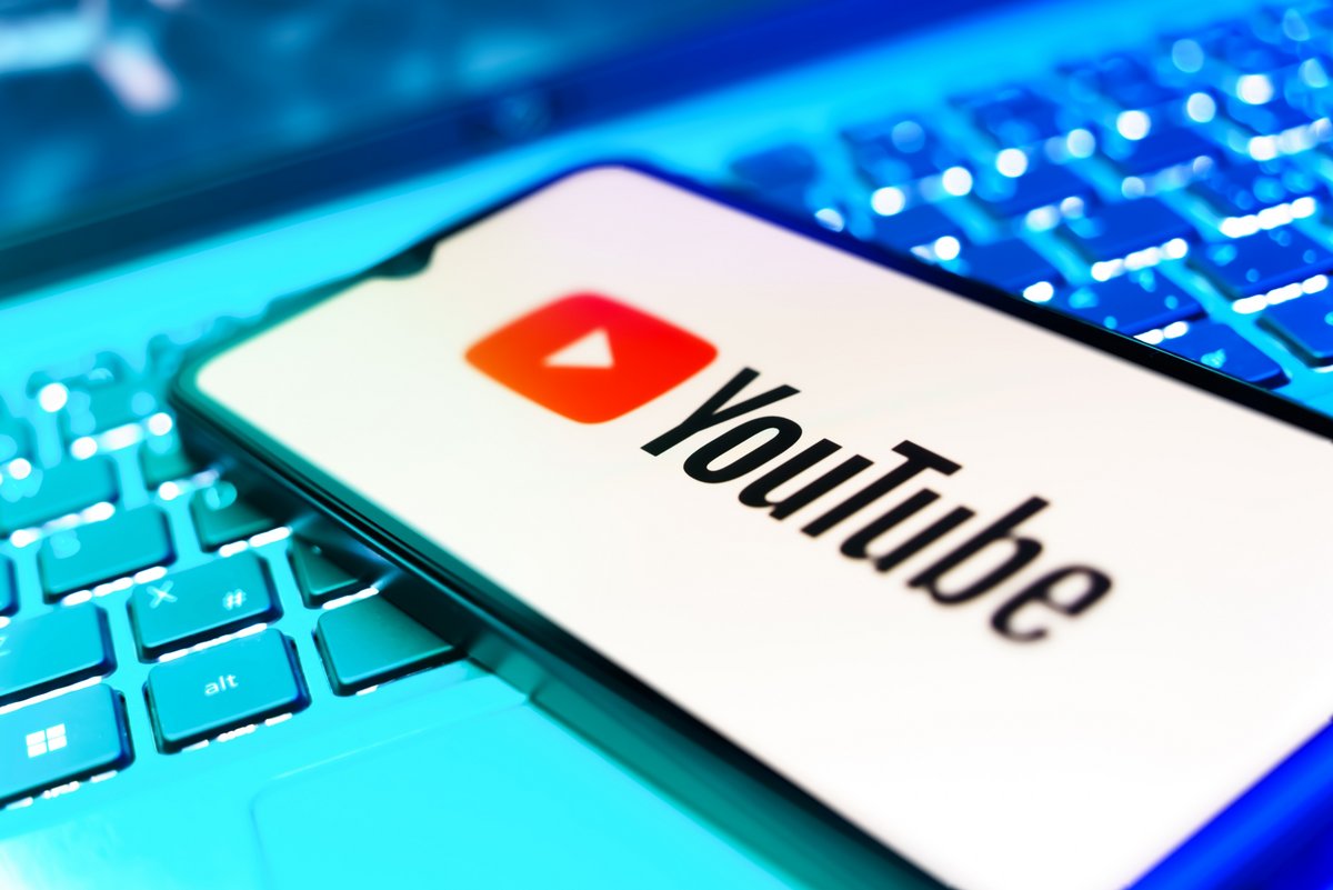 Mais que se passe-t-il dans vos recommandations YouTube ? © JarTee / Shutterstock