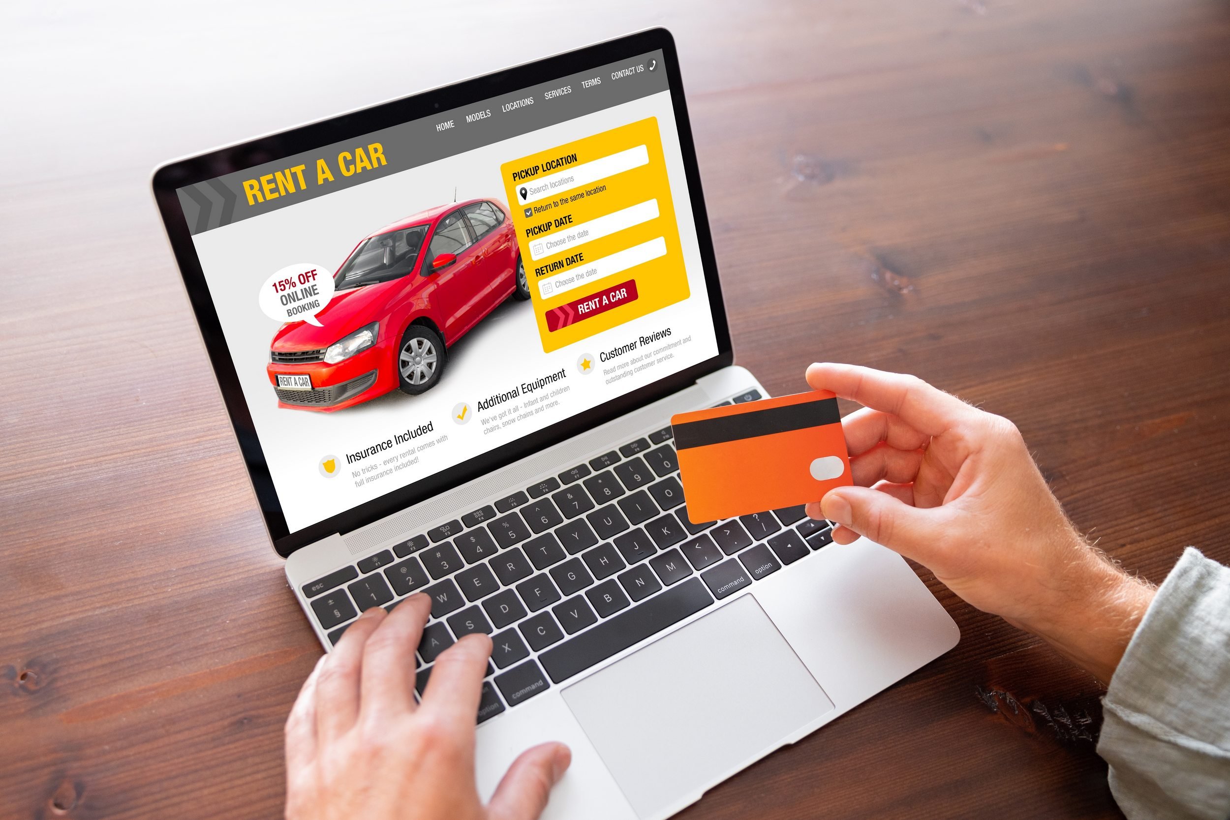 Découvrez les astuces de la rédaction pour faire des économies sur votre location de voiture © Kaspars Grinvalds / Shutterstock