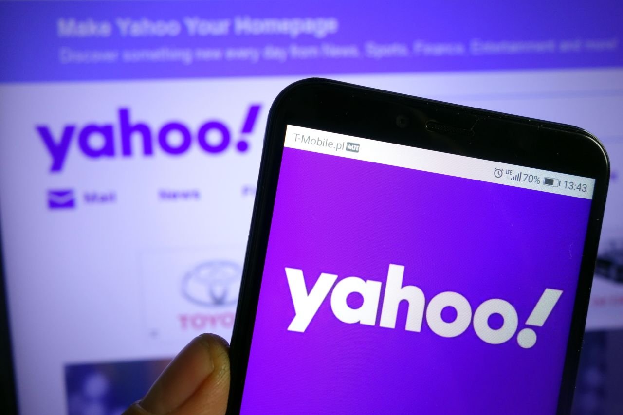 Le Conseil d’État a rappelé que Yahoo ne pouvait se décharger de sa responsabilité sur ses partenaires publicitaires - ©Piotr Swat / Shutterstock