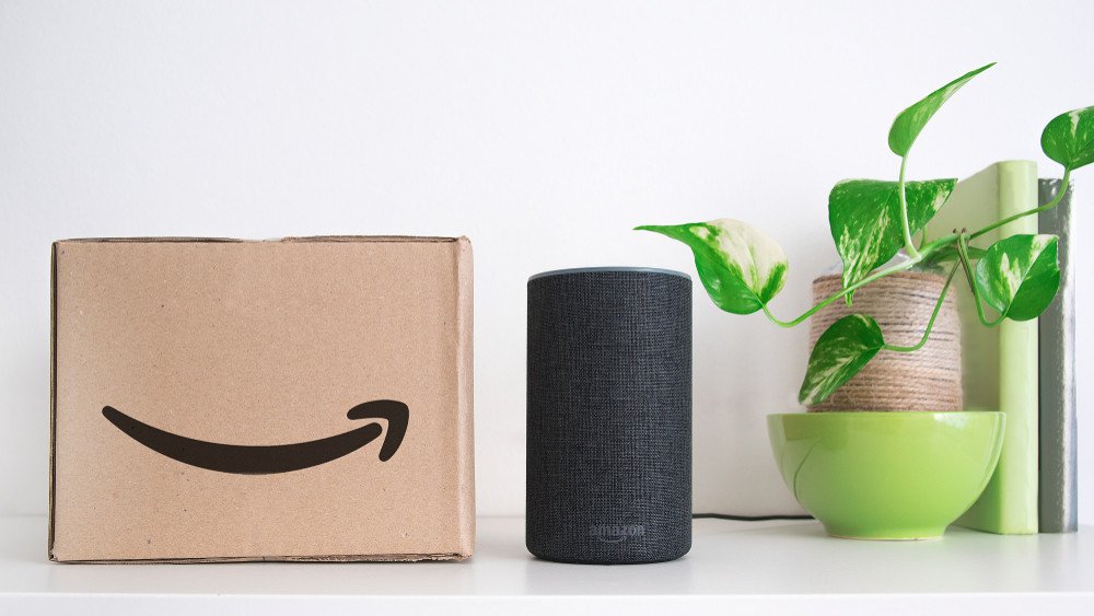 Attention à Amazon Alexa, qui pourrait vous donner de fausses informations © Juan Ci / Shutterstock