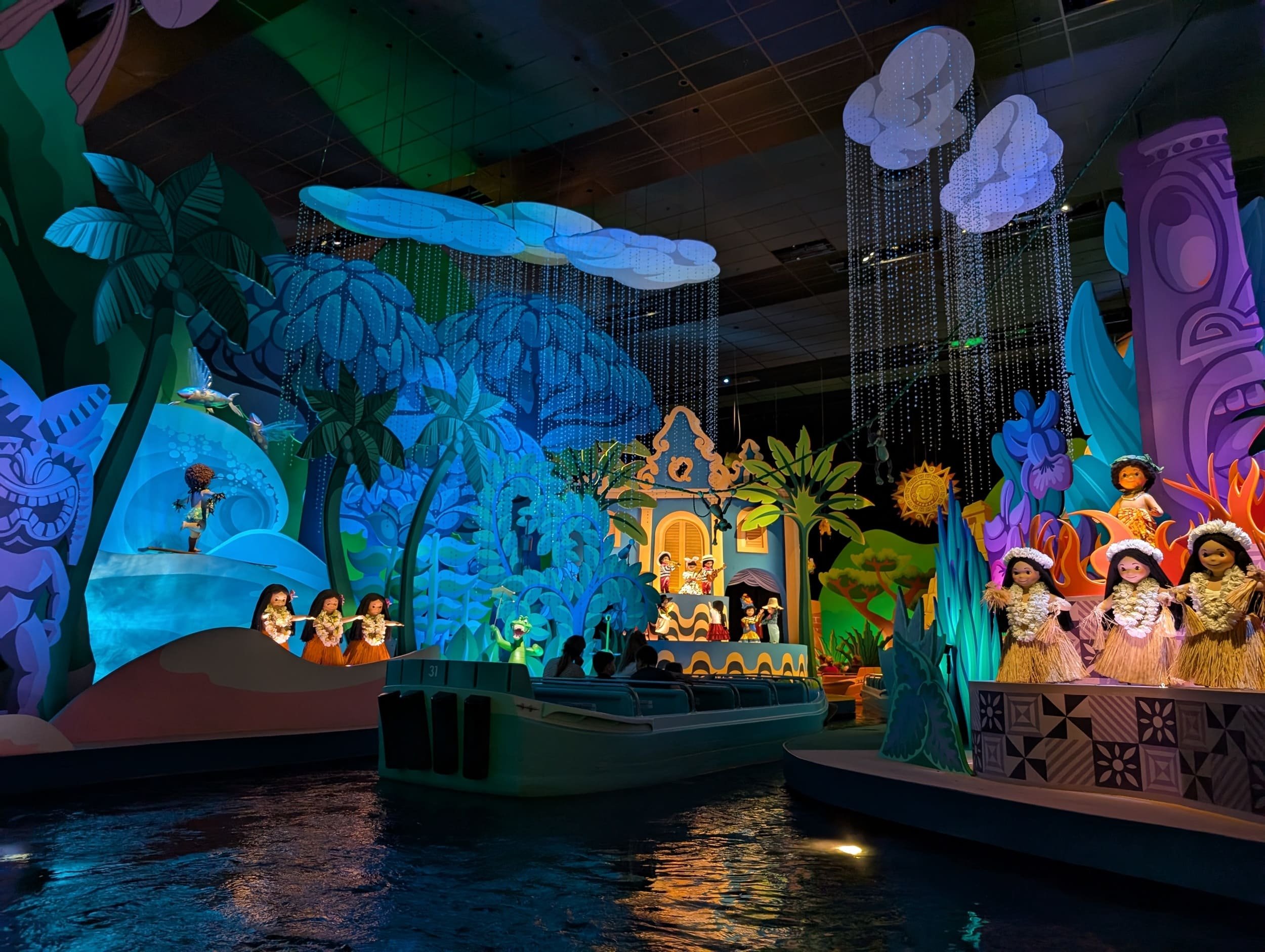 Un aperçu de l'attraction It's a small world, à Disneyland Paris © Alexandre Boero / Clubic
