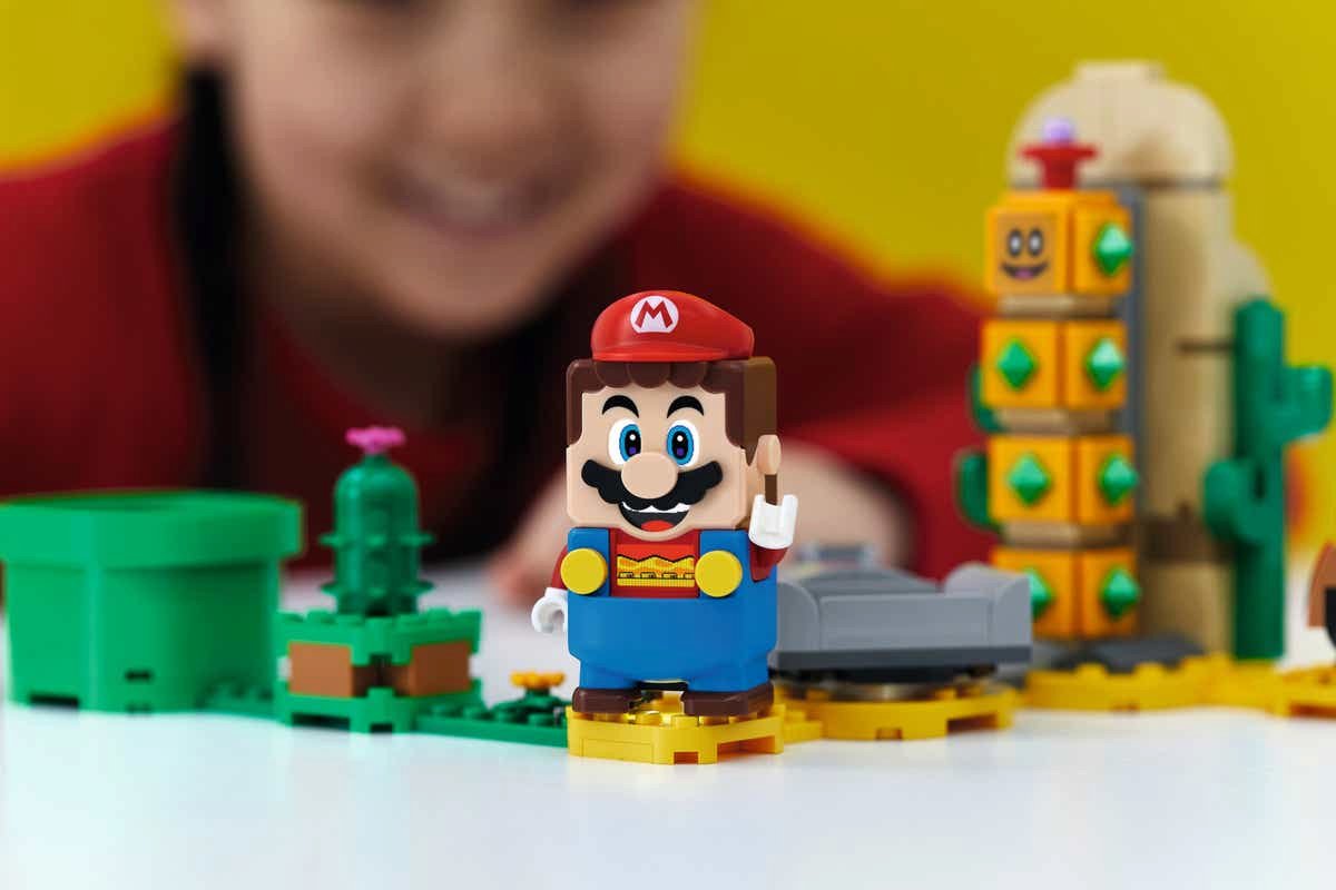 Lego Mario