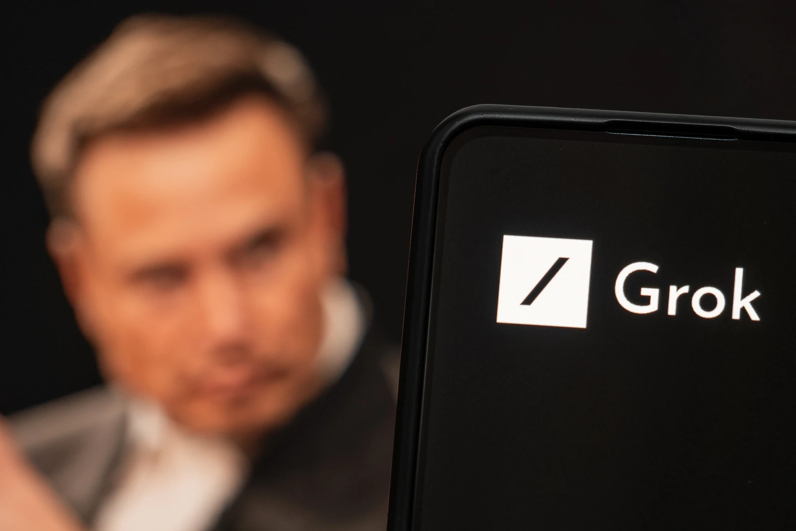 La justice française étend son enquête sur X et Grok, qui tiennent des propos surréalistes