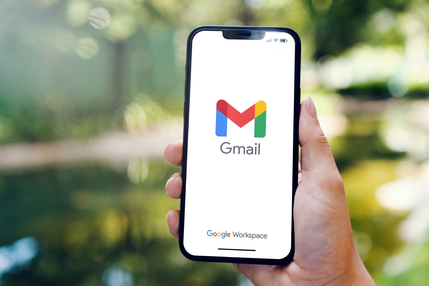 Avec l'aide de l'IA, Gmail continue d'offrir de nouvelles fonctionnalités pour simplifier le quotidien des utilisateurs. ©Diego Thomazini / Shutterstock
