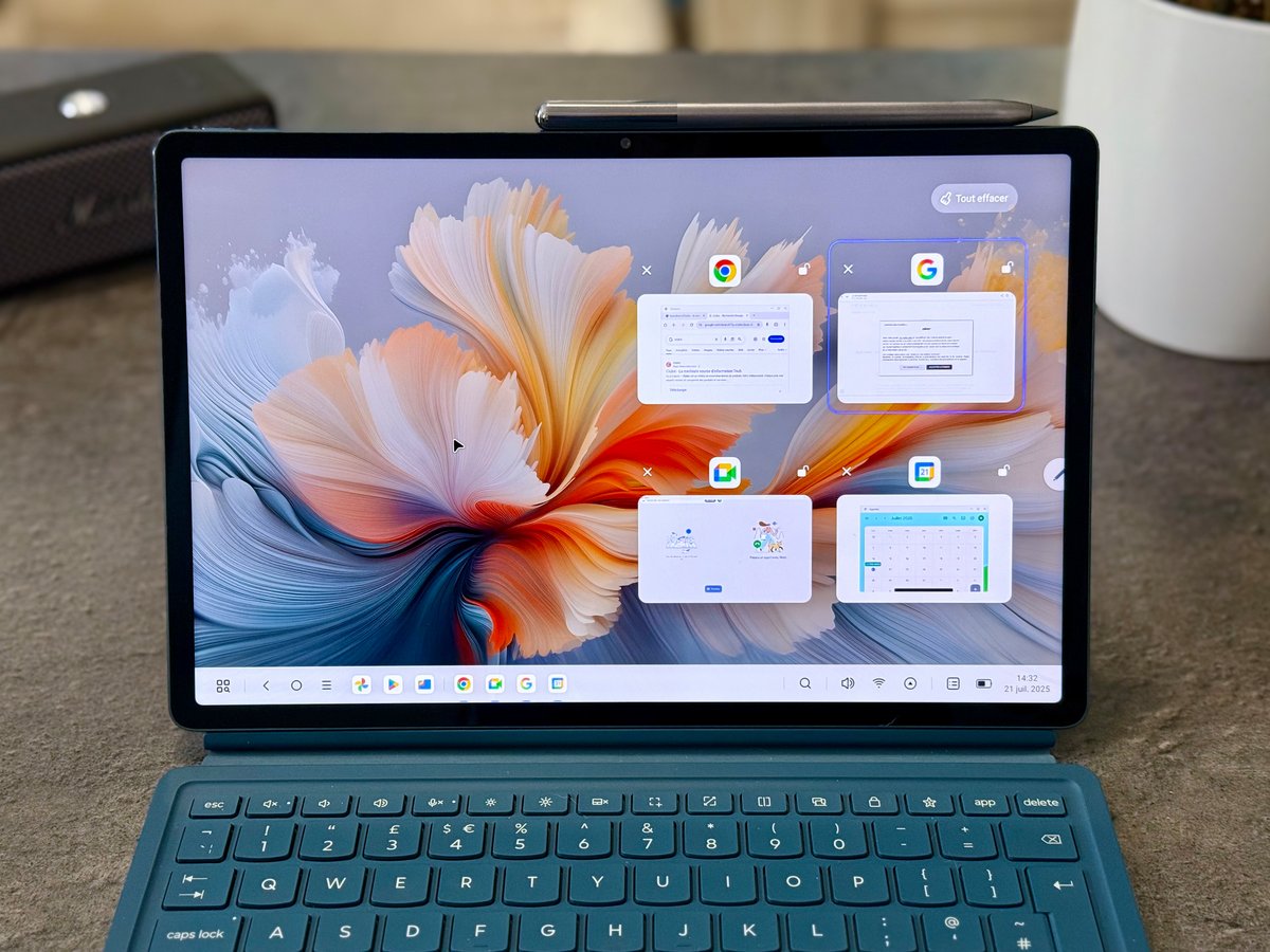 Lenovo Yoga Tab Plus Multitache
