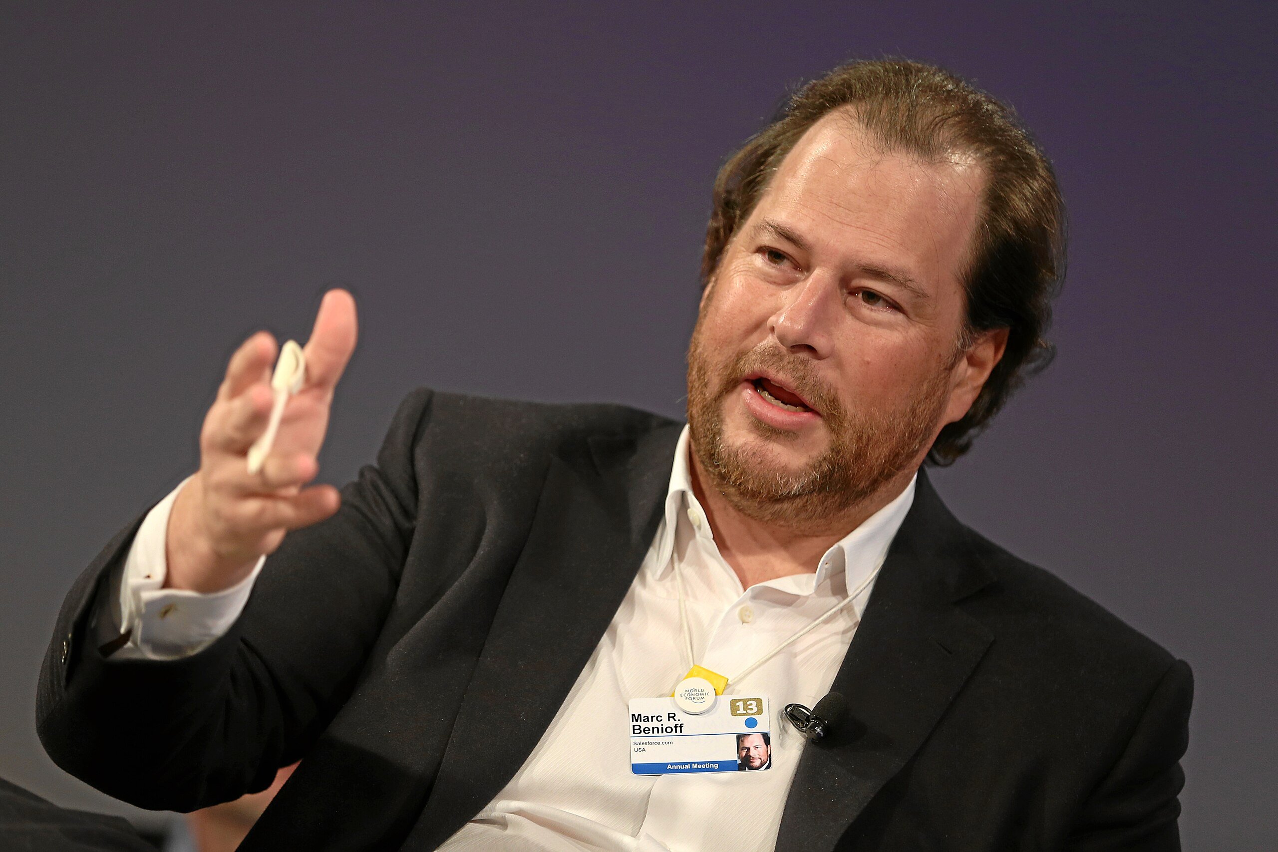 Marc Benioff convaincu par Gemini 3. ©World Economic Forum/Wikimedia Commons