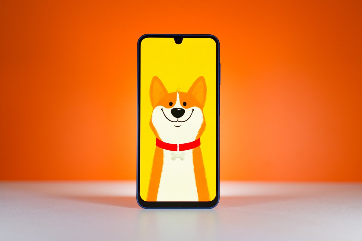 L'écran AMOLED est appréciable sur un produit d'entrée de gamme © Marc Mitrani pour Clubic