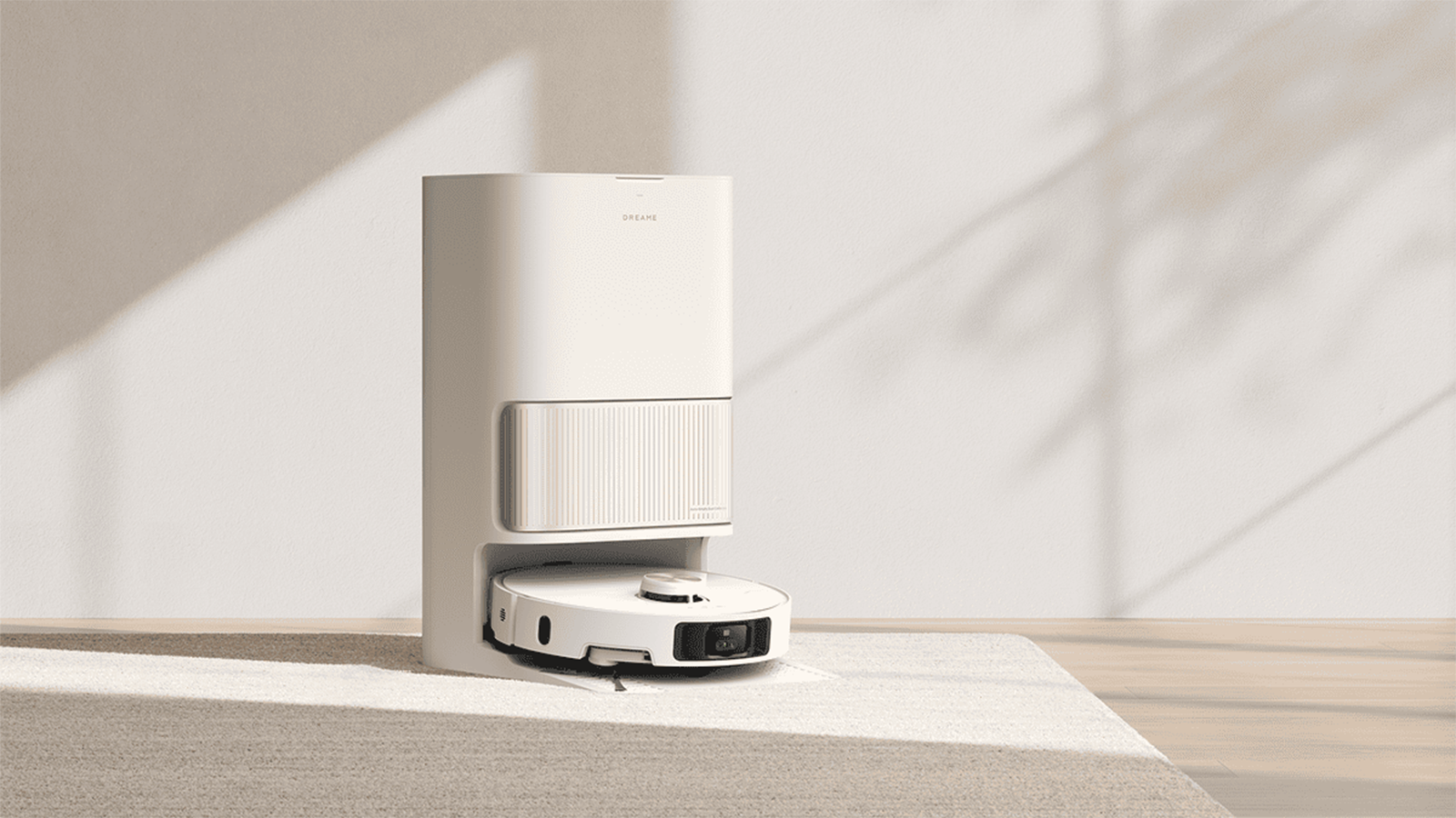 Avec 19 000 Pa et une brosse démêlante, le L40s Pro Ultra élimine 99,99% des poils et cheveux, même sur tapis épais ©Dreame