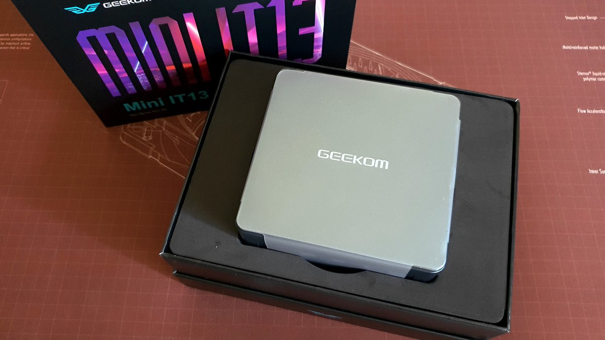 Geekom MiniAir IT13