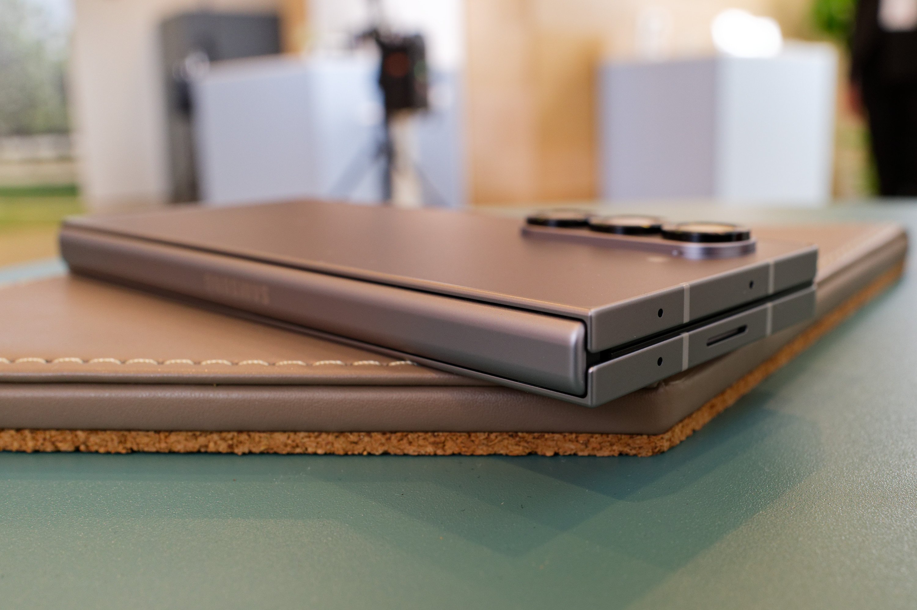 Le Samsung Galaxy Z Fold 6 © Marc Mitrani pour Clubic