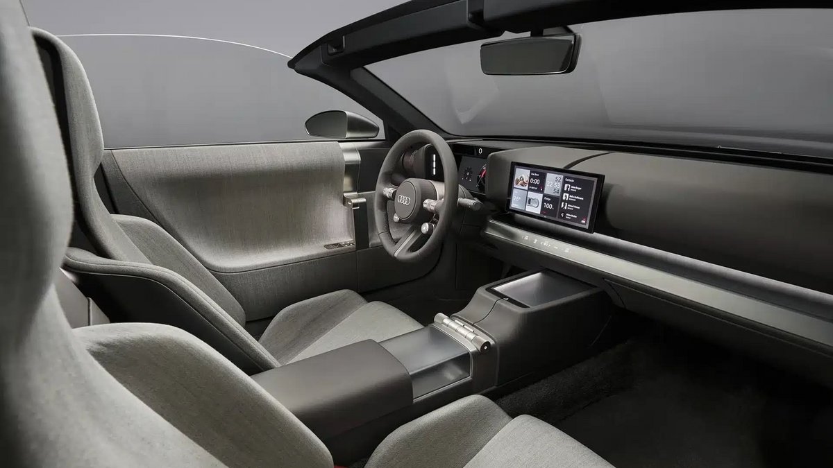 La petite dalle de la Concept C sait se cacher quand on a plus besoin d'elle. © Audi