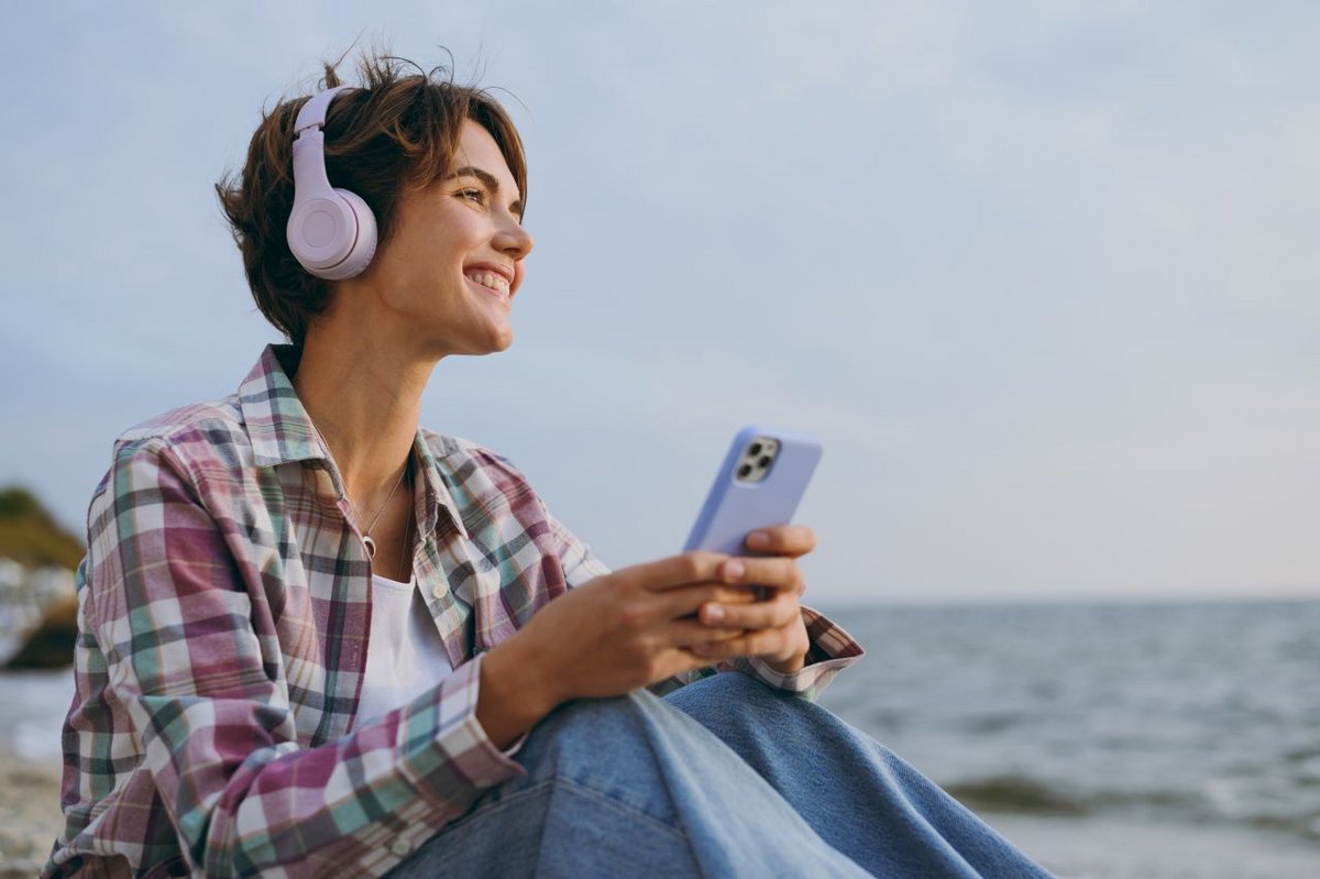 Vous rêvez d'écouter votre musique préférée sans vous ruiner en abonnements ? Ces quelques solutions de réseau local vont vous aider à en faire une réalité - ©ViDI Studio / Shutterstock