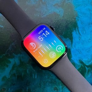 Apple Watch Series 8