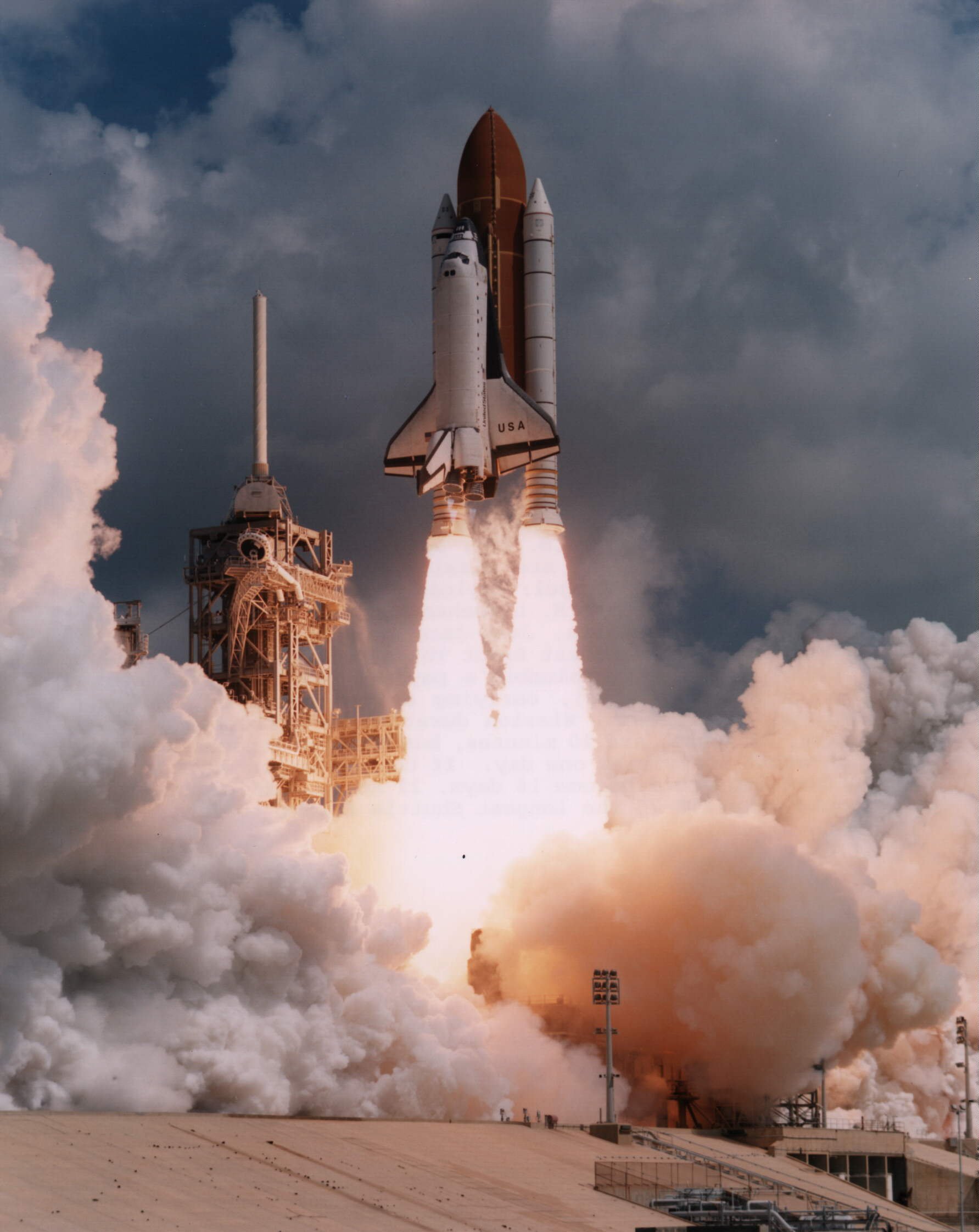 Décollage de la mission STS-78 pour deux semaines de vie en laboratoire © NASA